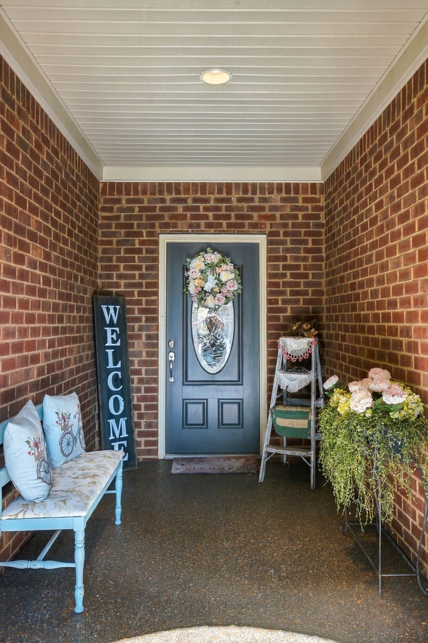 317 Meandering Dr