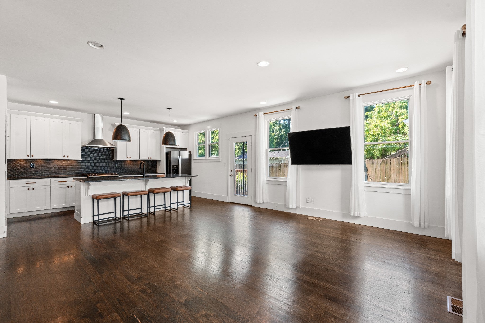 602 Douglas Ave