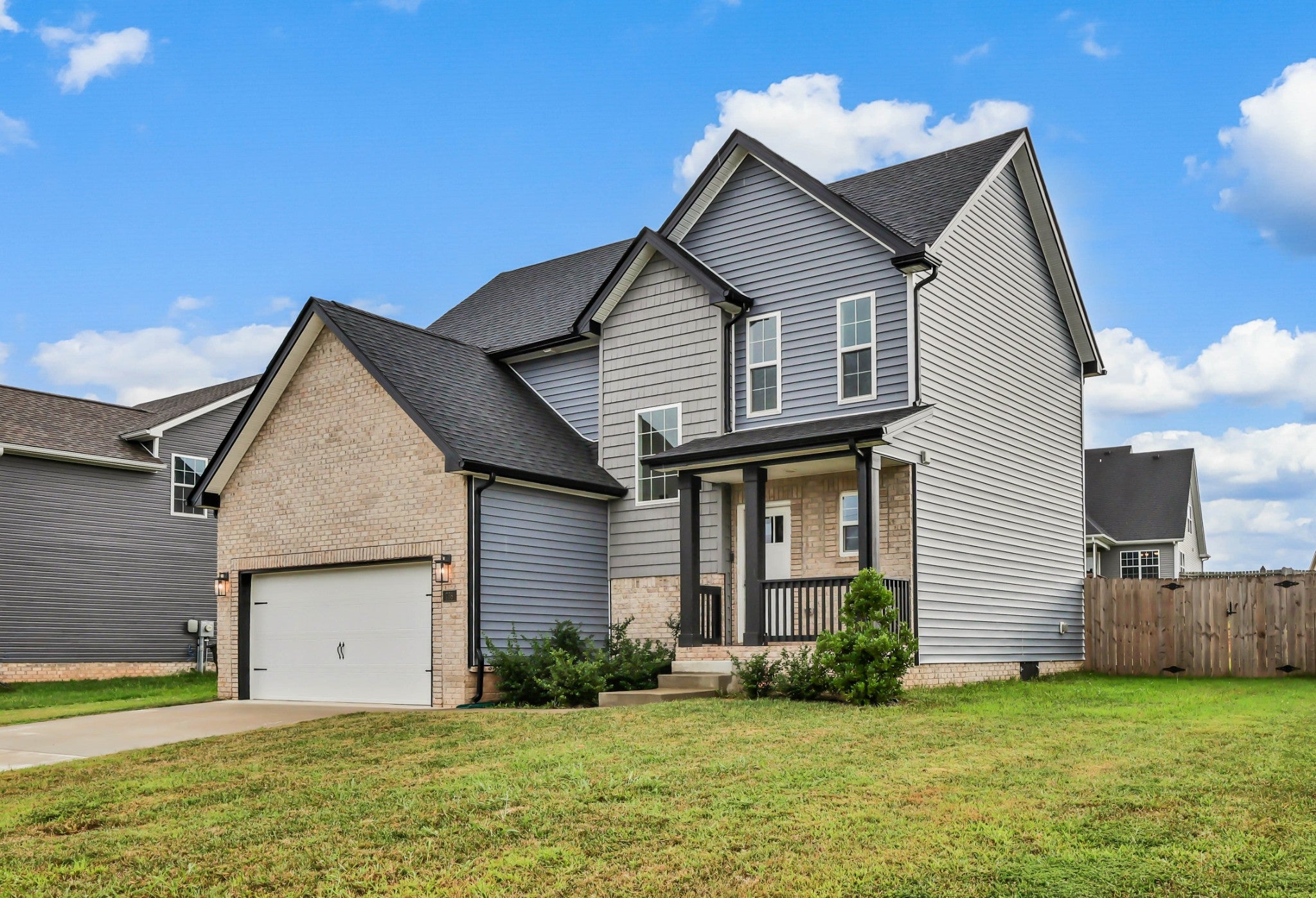 758 Banister Dr