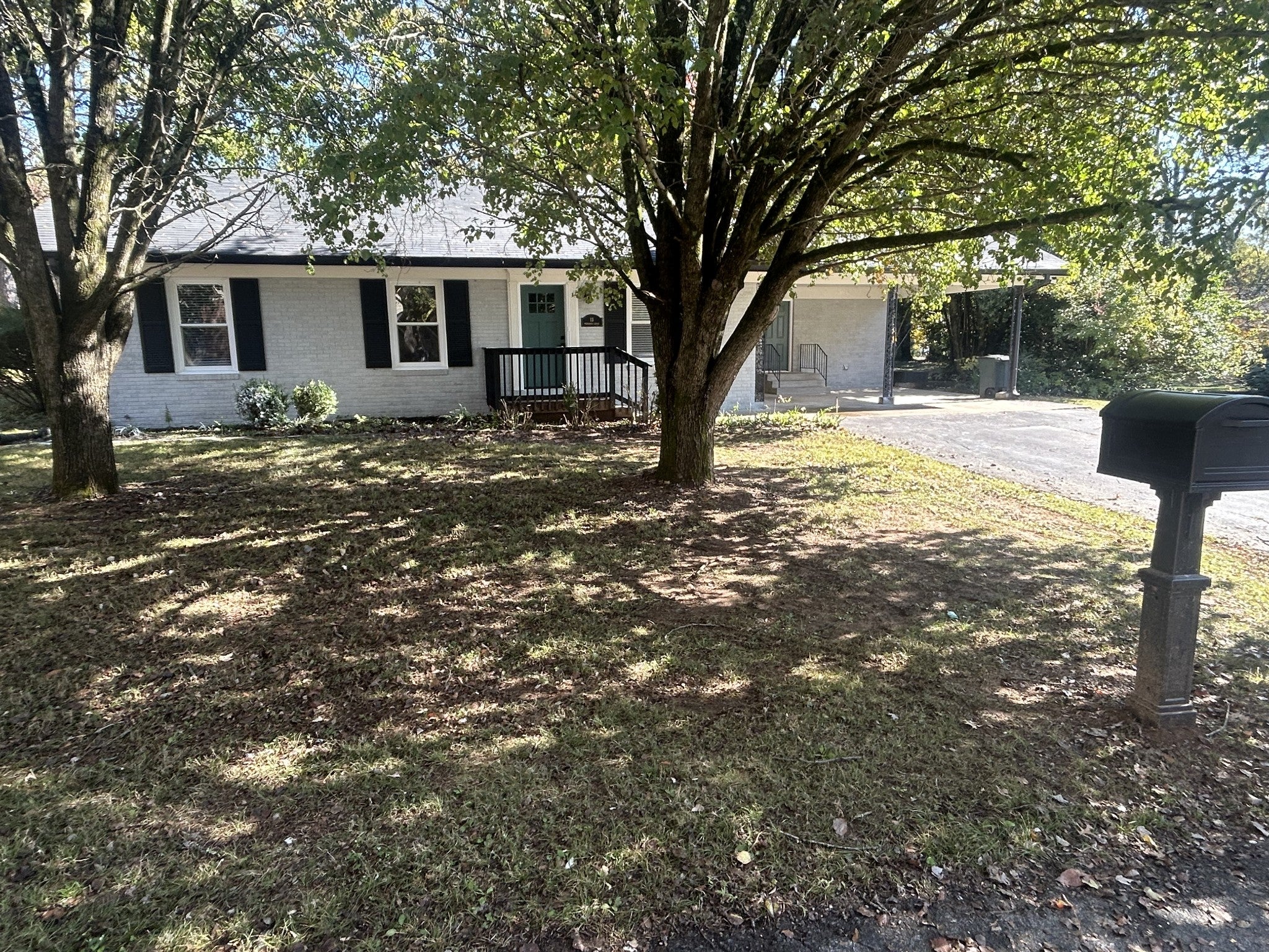 3.0-bed rental at 13 Mckendree Circle