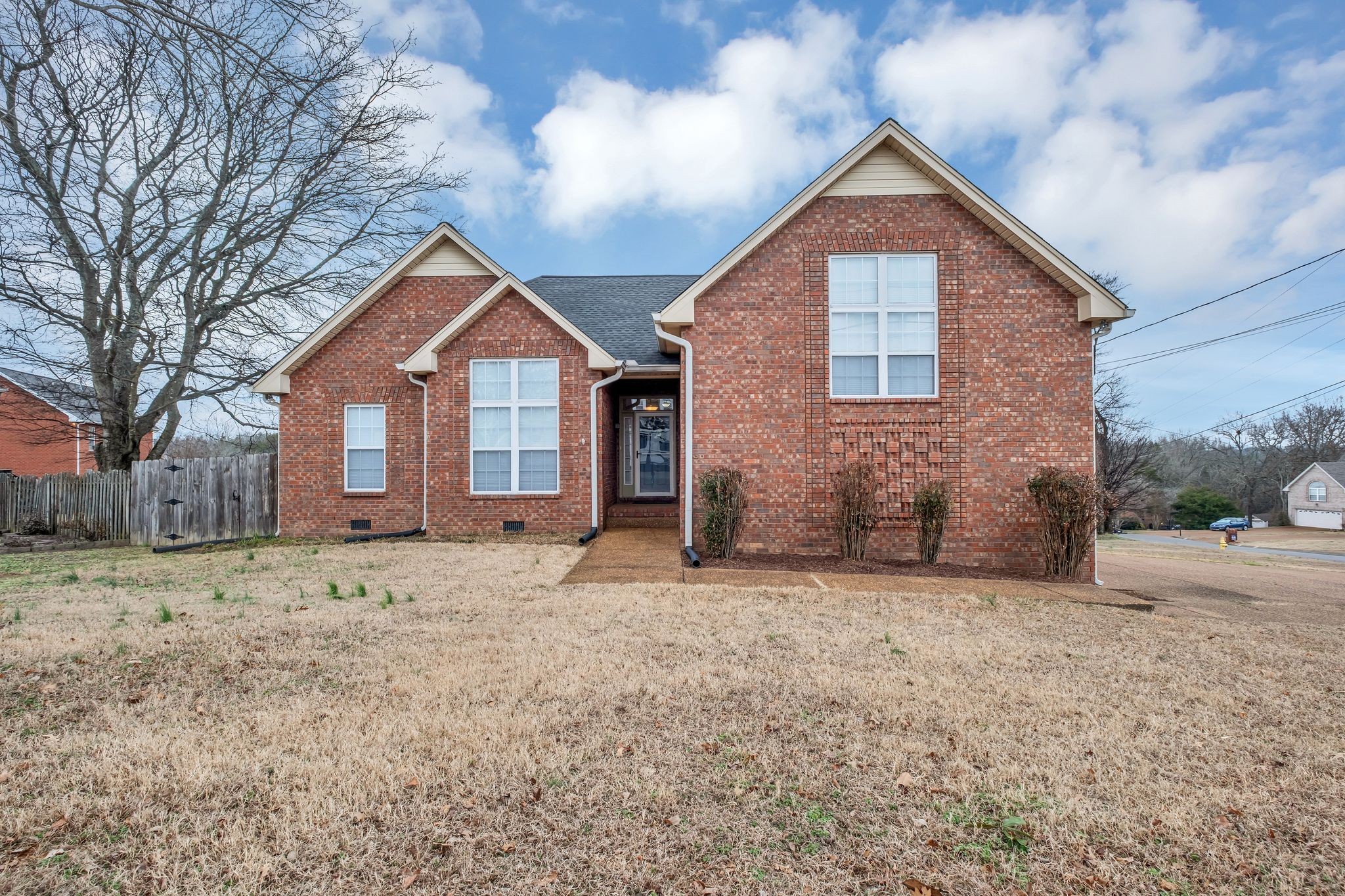 101 Knights Bridge Sta