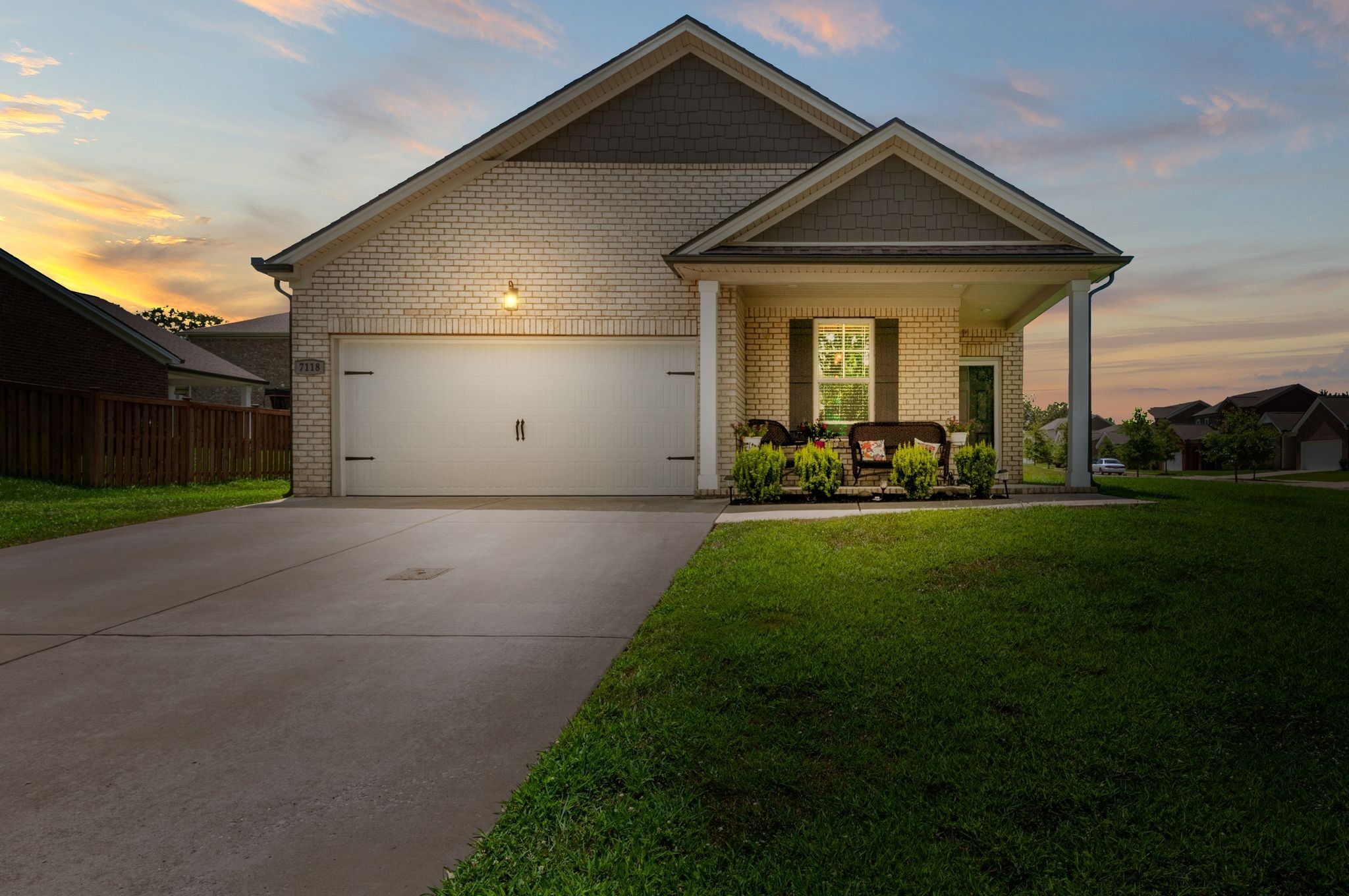 7118 Ivory Way