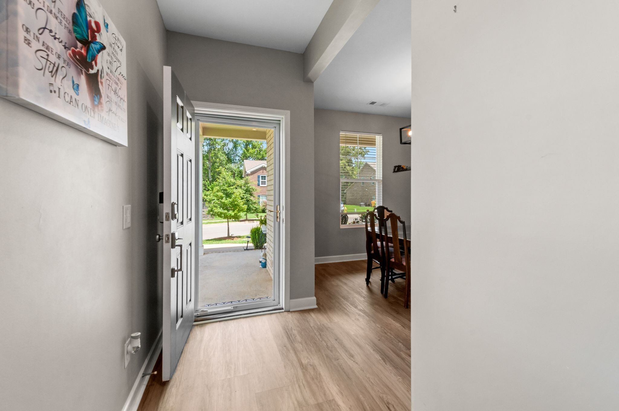 7118 Ivory Way