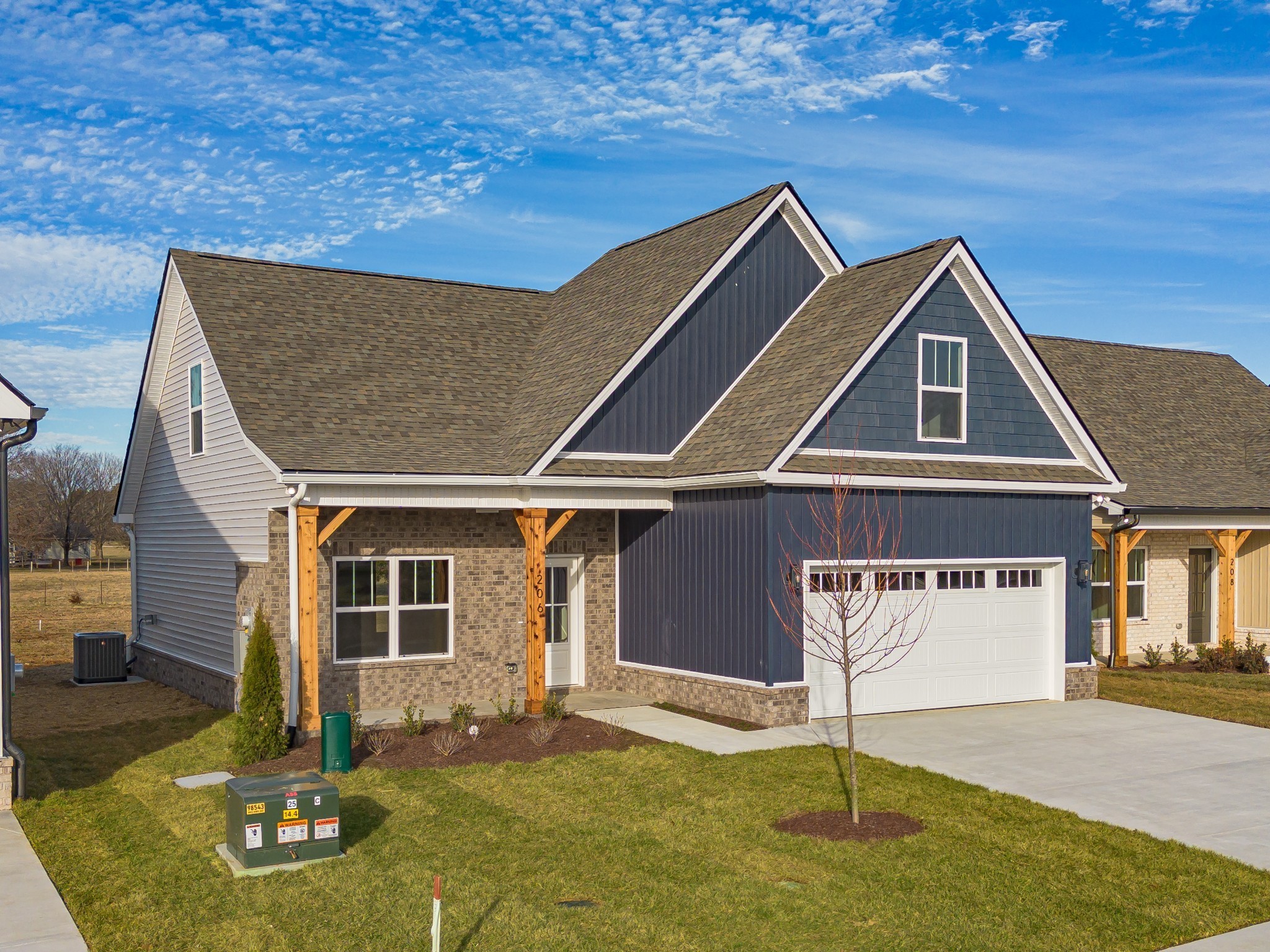 206 Karley Ln