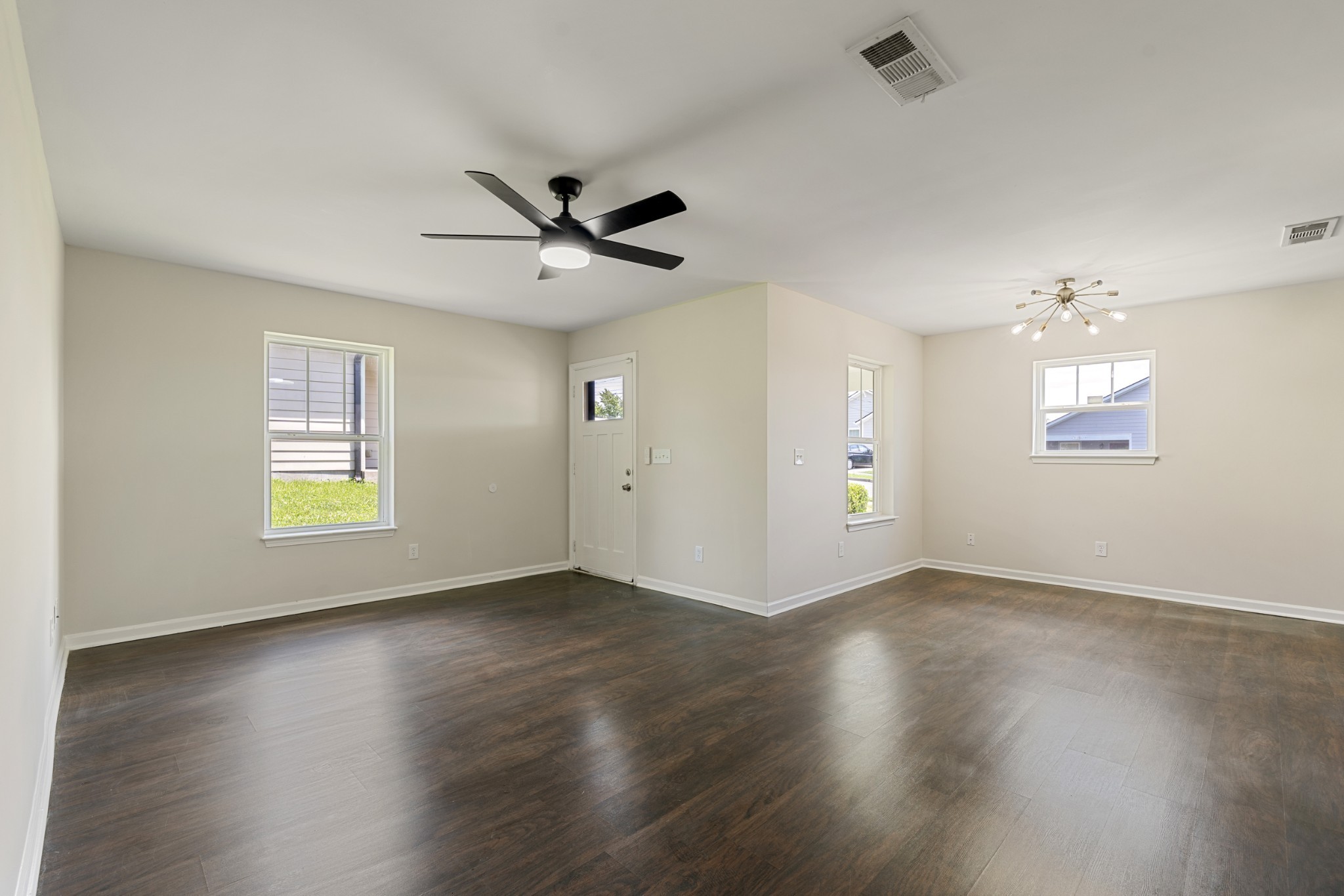 3136 Lauren Evelyn Way