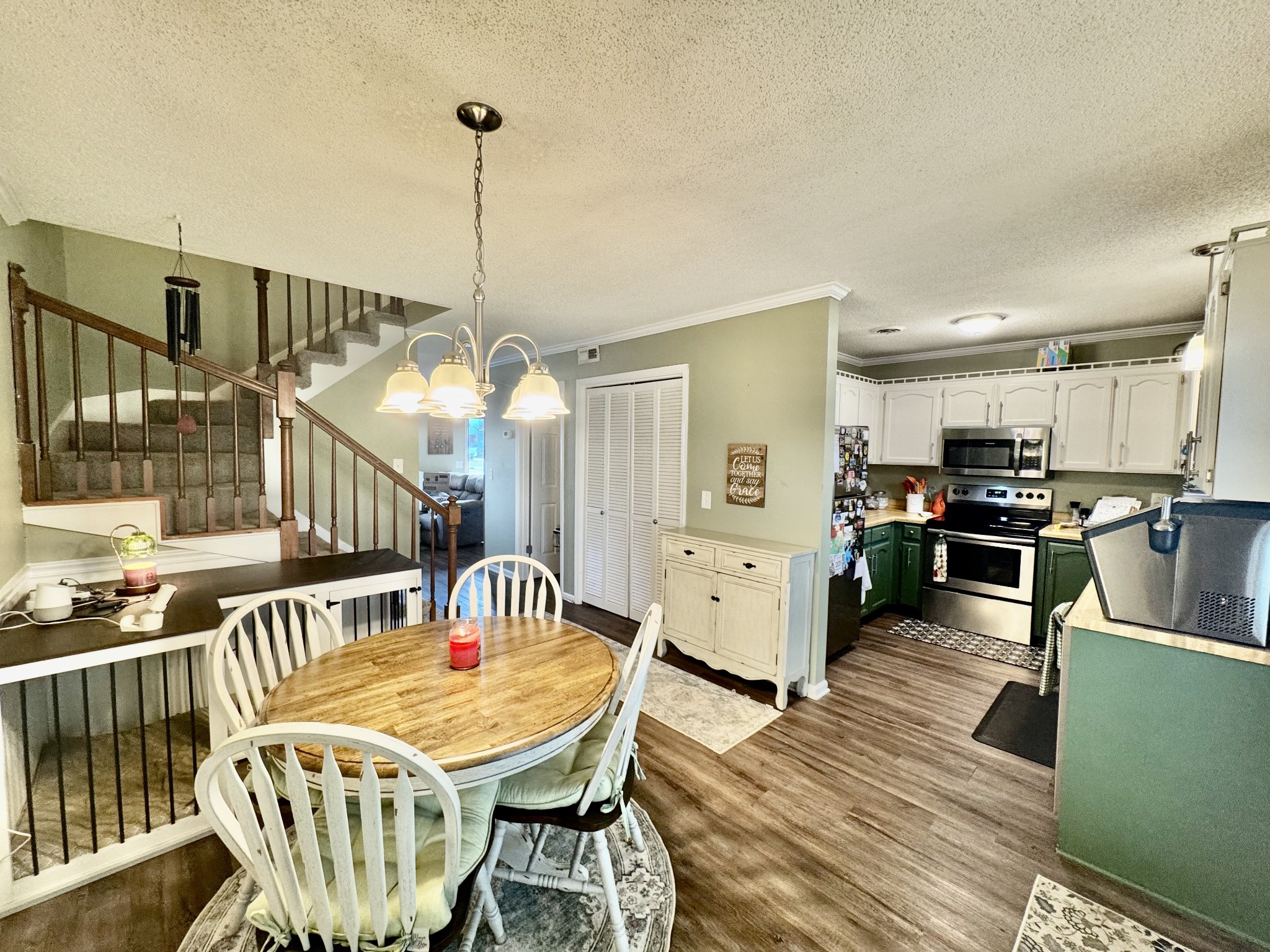 208 Richland Ave