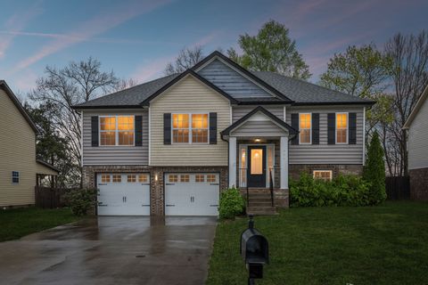 777 Banister Dr Clarksville TN 37042