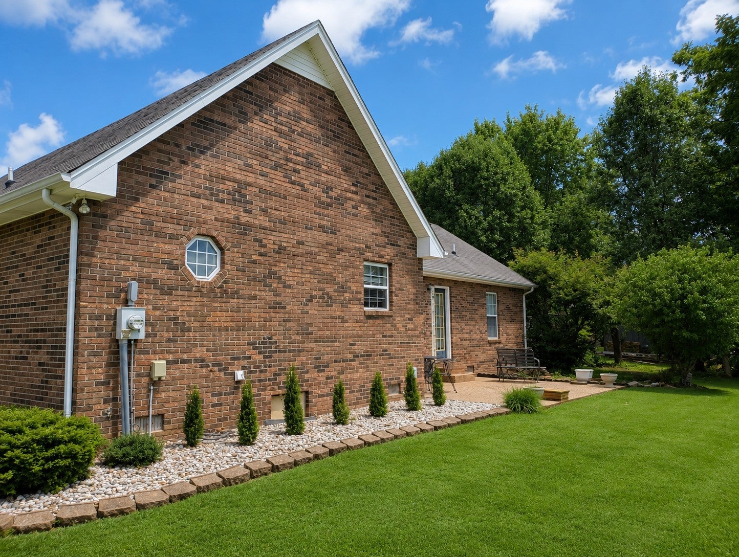 115 Oak Hill Dr - Photo 3