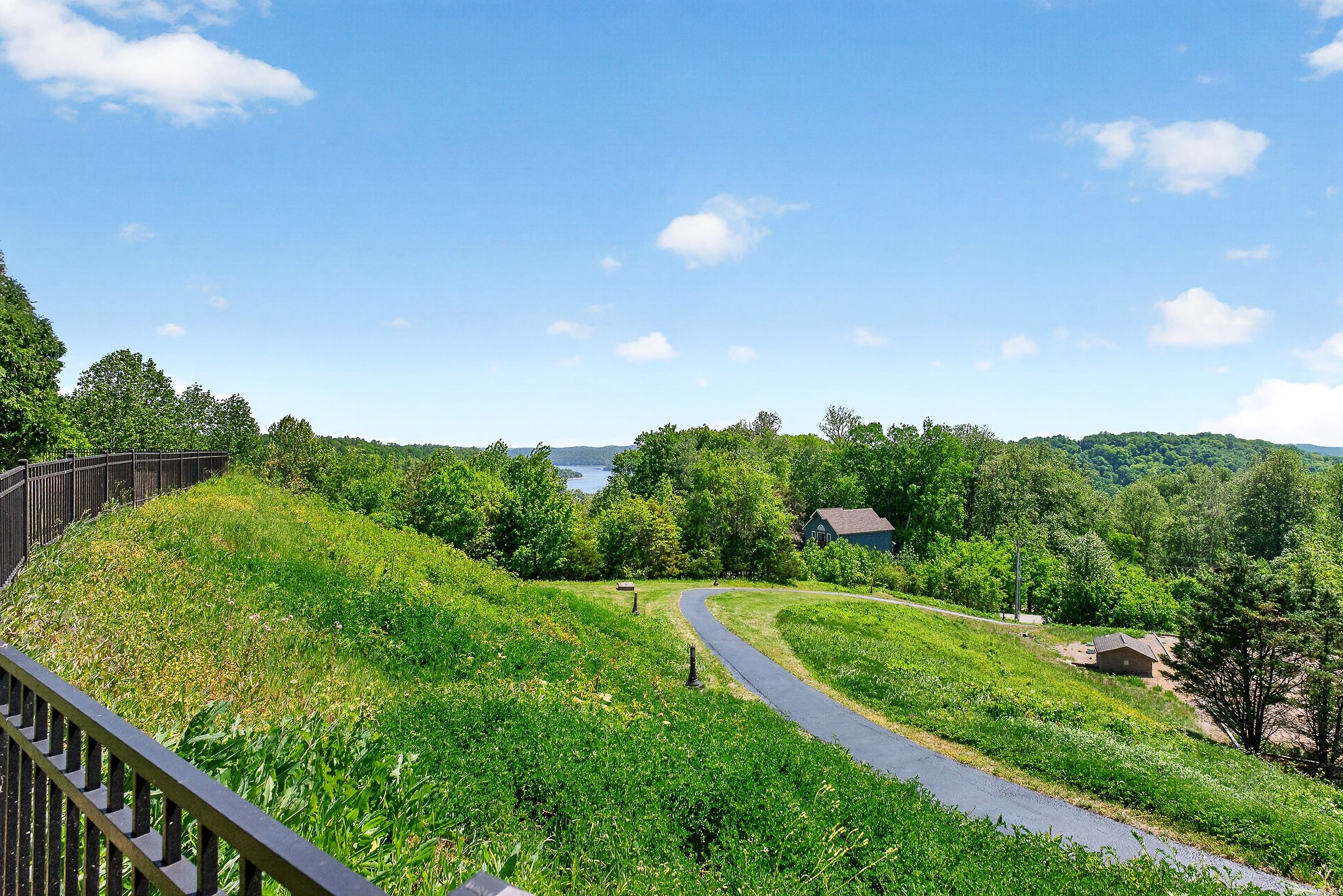 7100 Dale Ridge Rd B-1