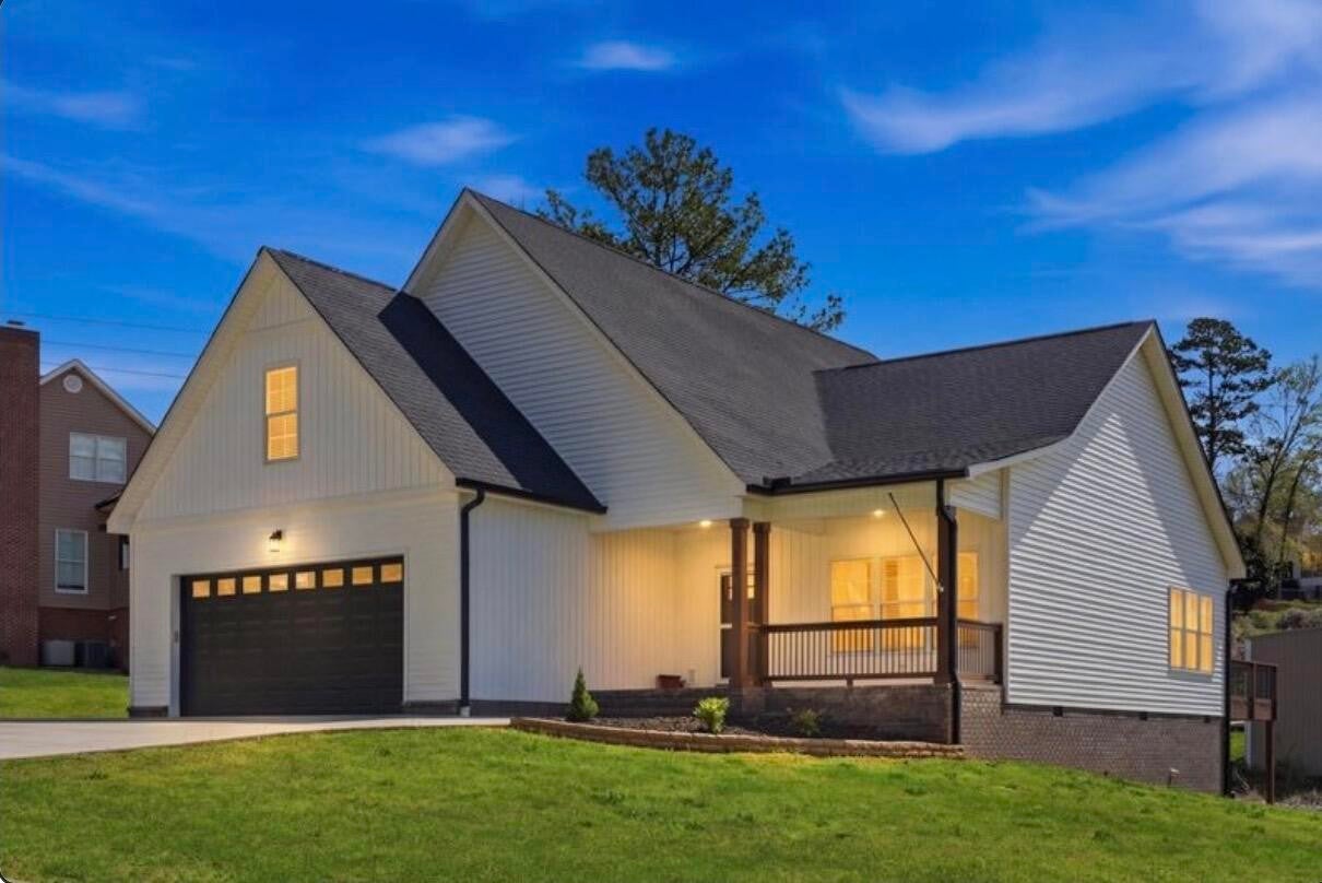 120 Stonewood Drive NW