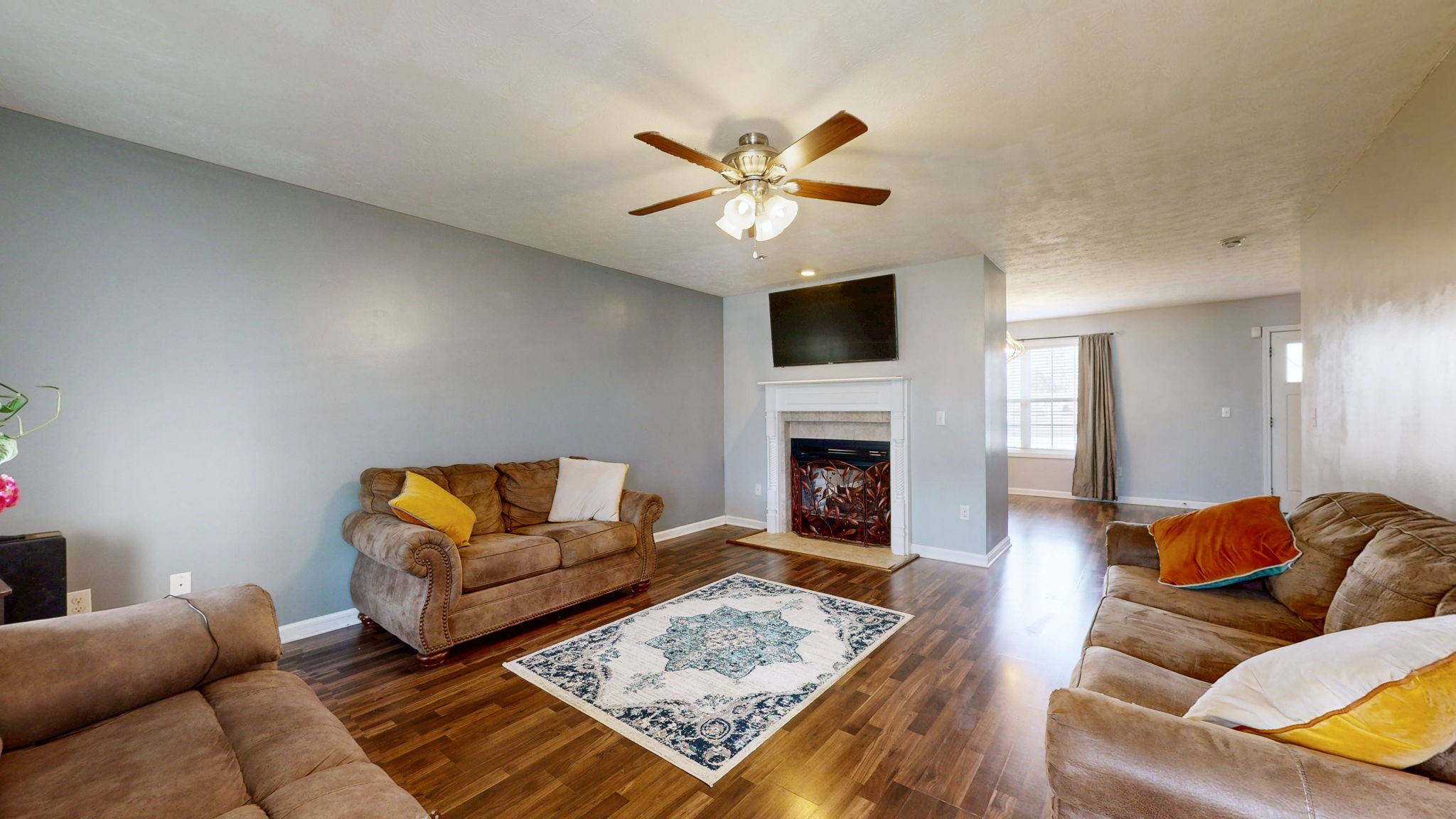 349 Chestnut Grove Ct