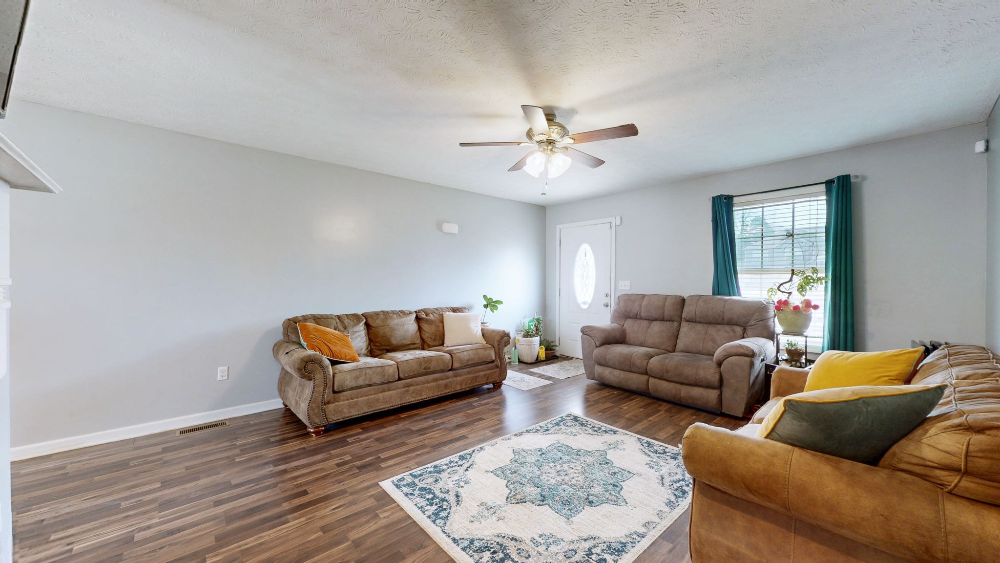 349 Chestnut Grove Ct