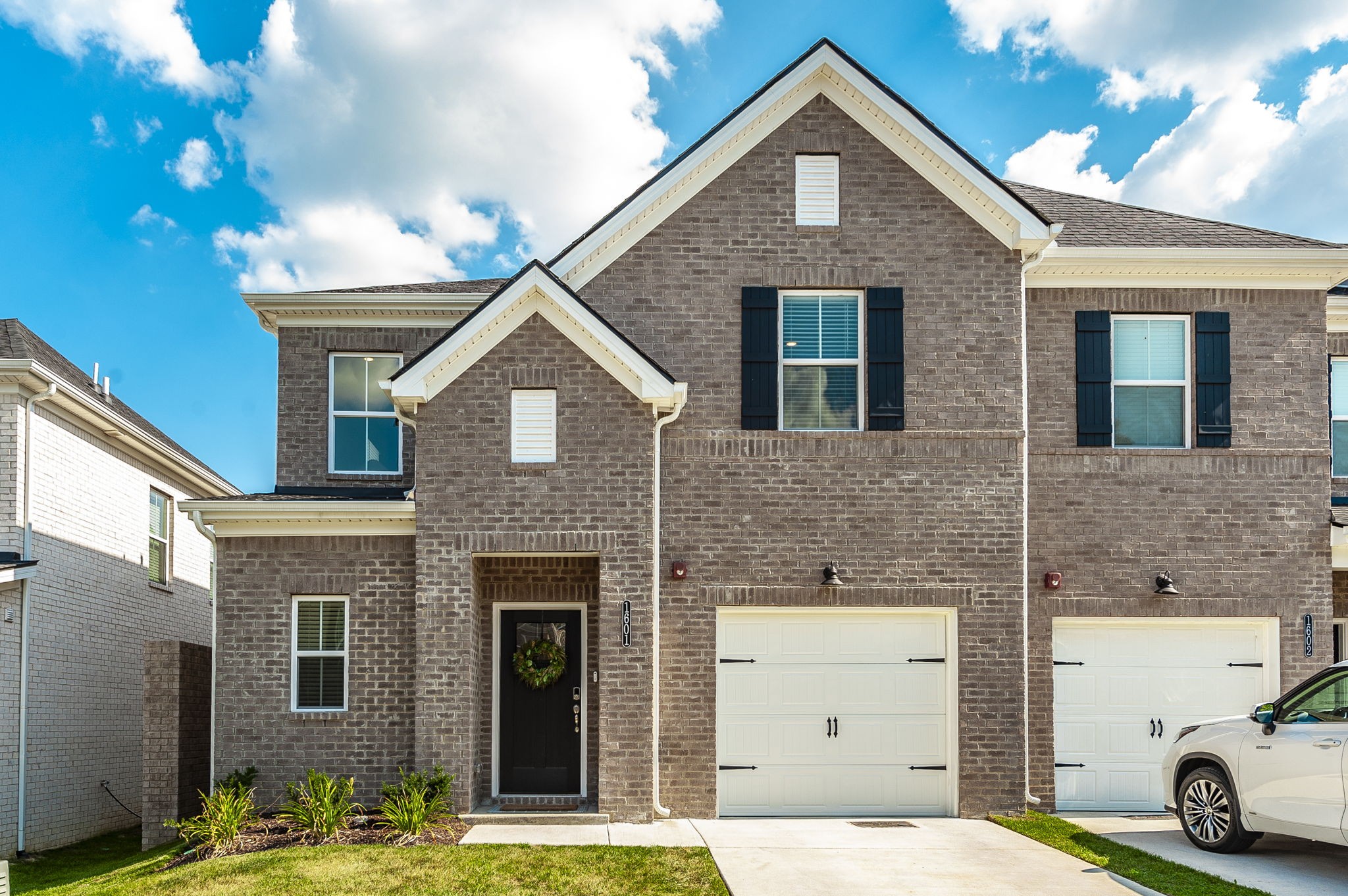 204 Douglas Bend Rd 1601