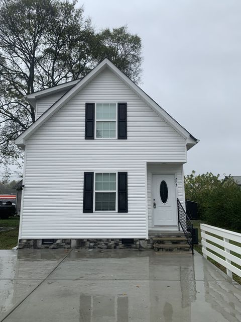 207 Campbell St W Fayetteville TN 37334