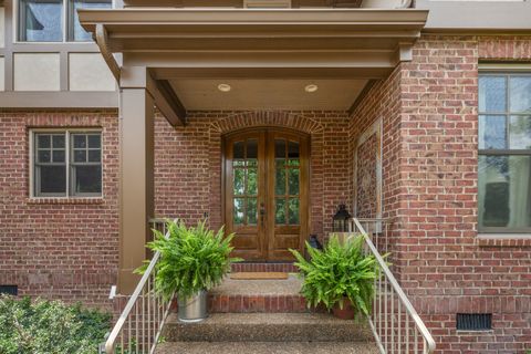 4189 Belmont Park Ter Nashville TN 37215