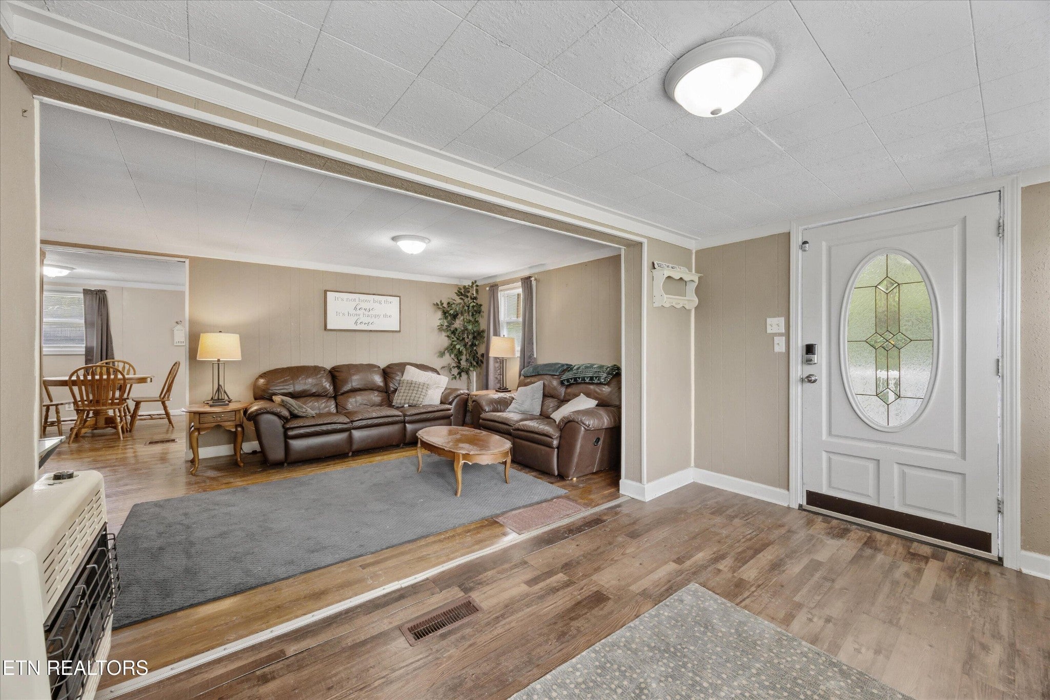 5704 Scott Hwy