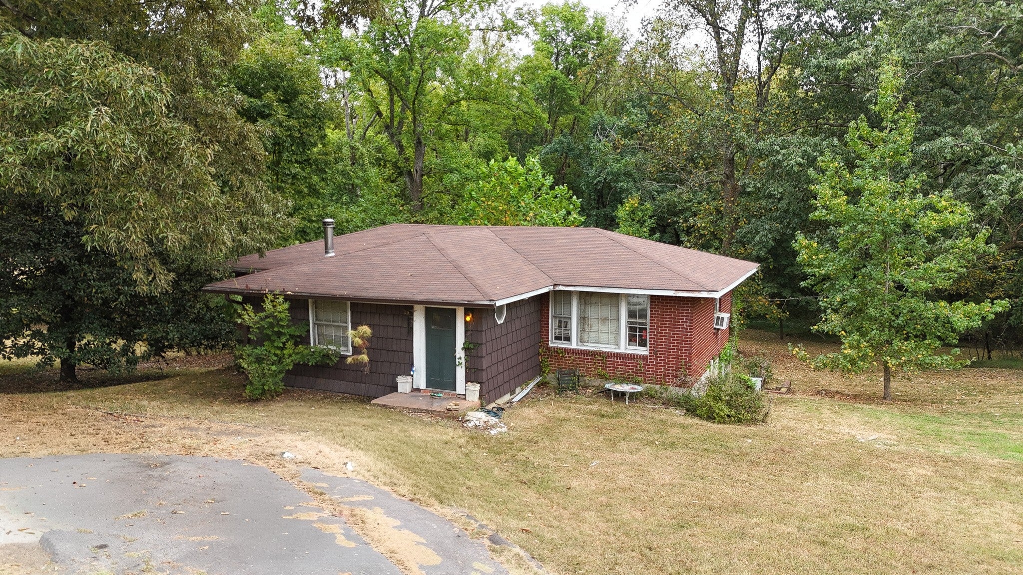 3-bed listing at 2508 Eastland Ave, Nashville