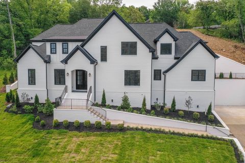 3004 Strickland Dr Nashville TN 37221