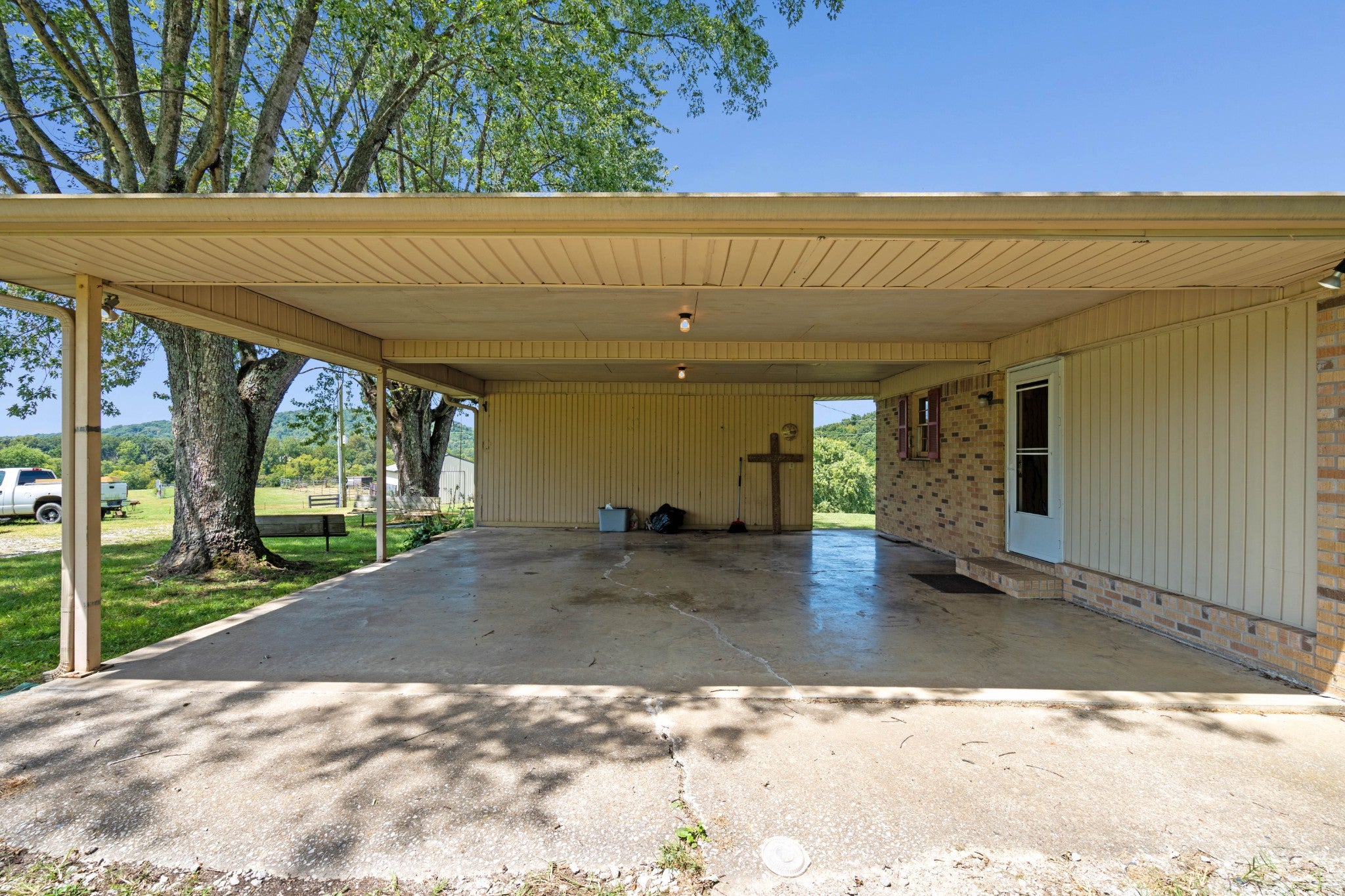 341 Horseshoe Bend Ln