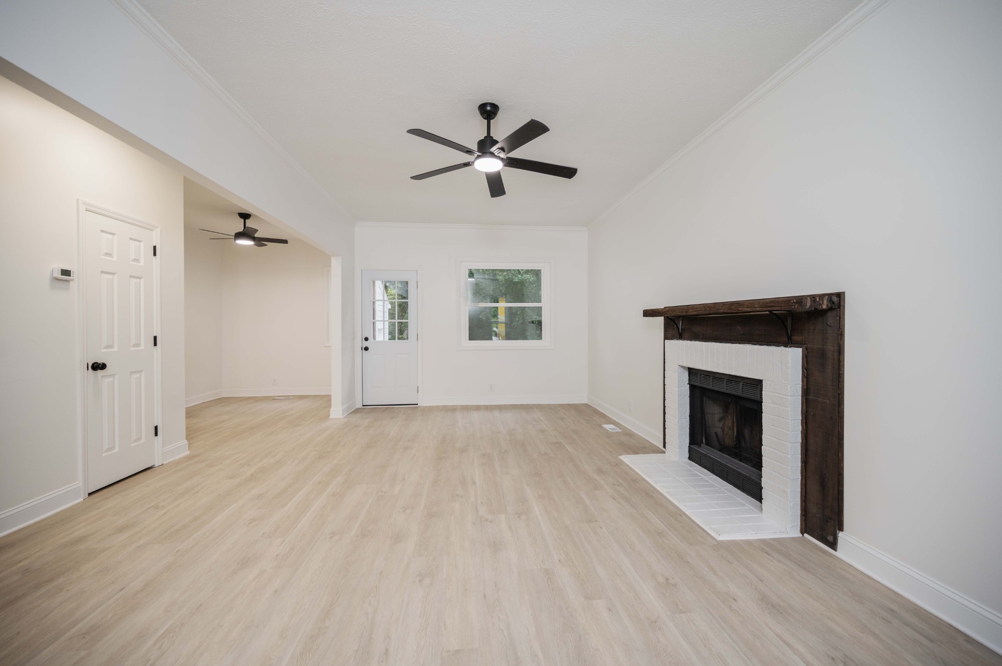 4037 Calumet Dr