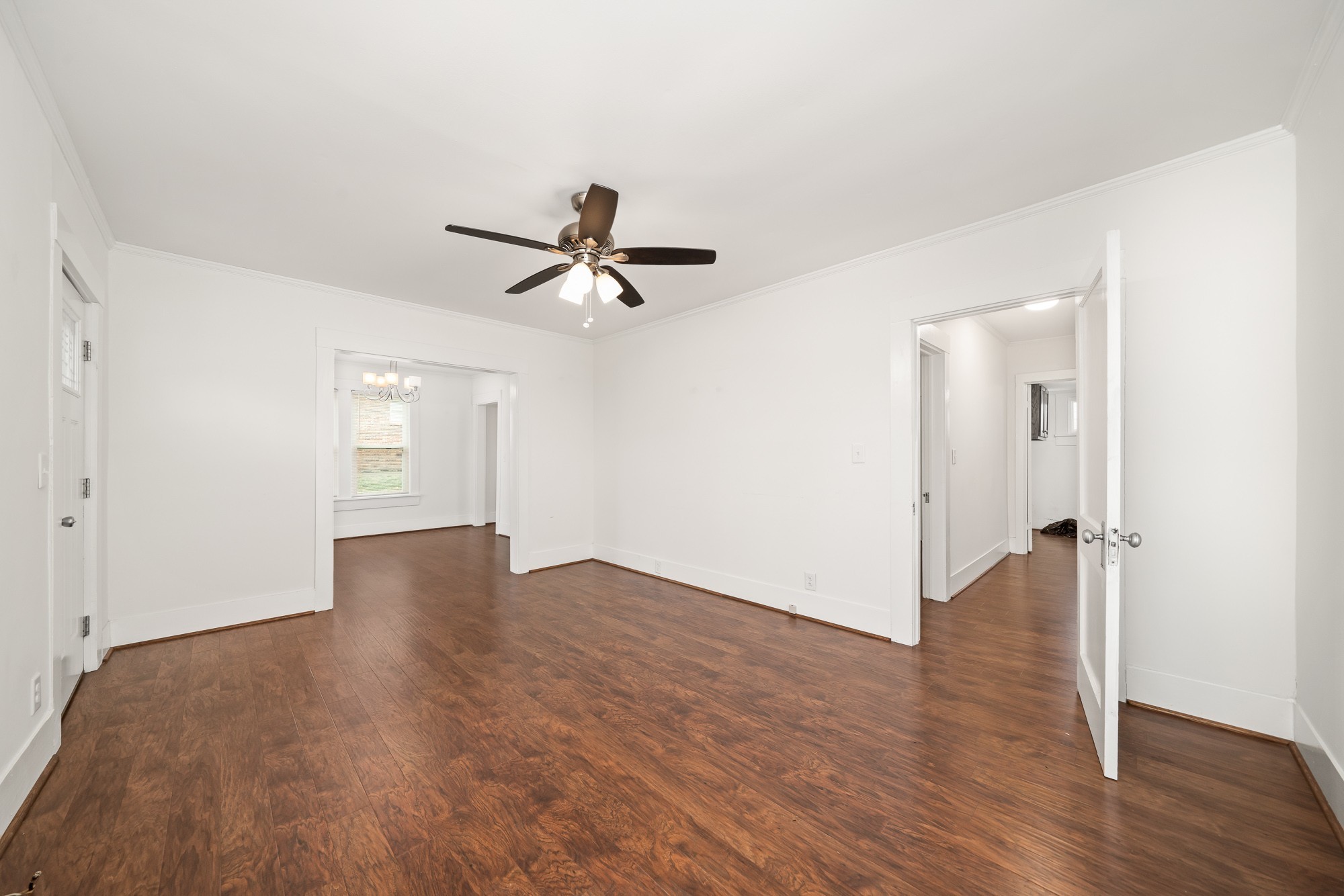 304 W Main St
