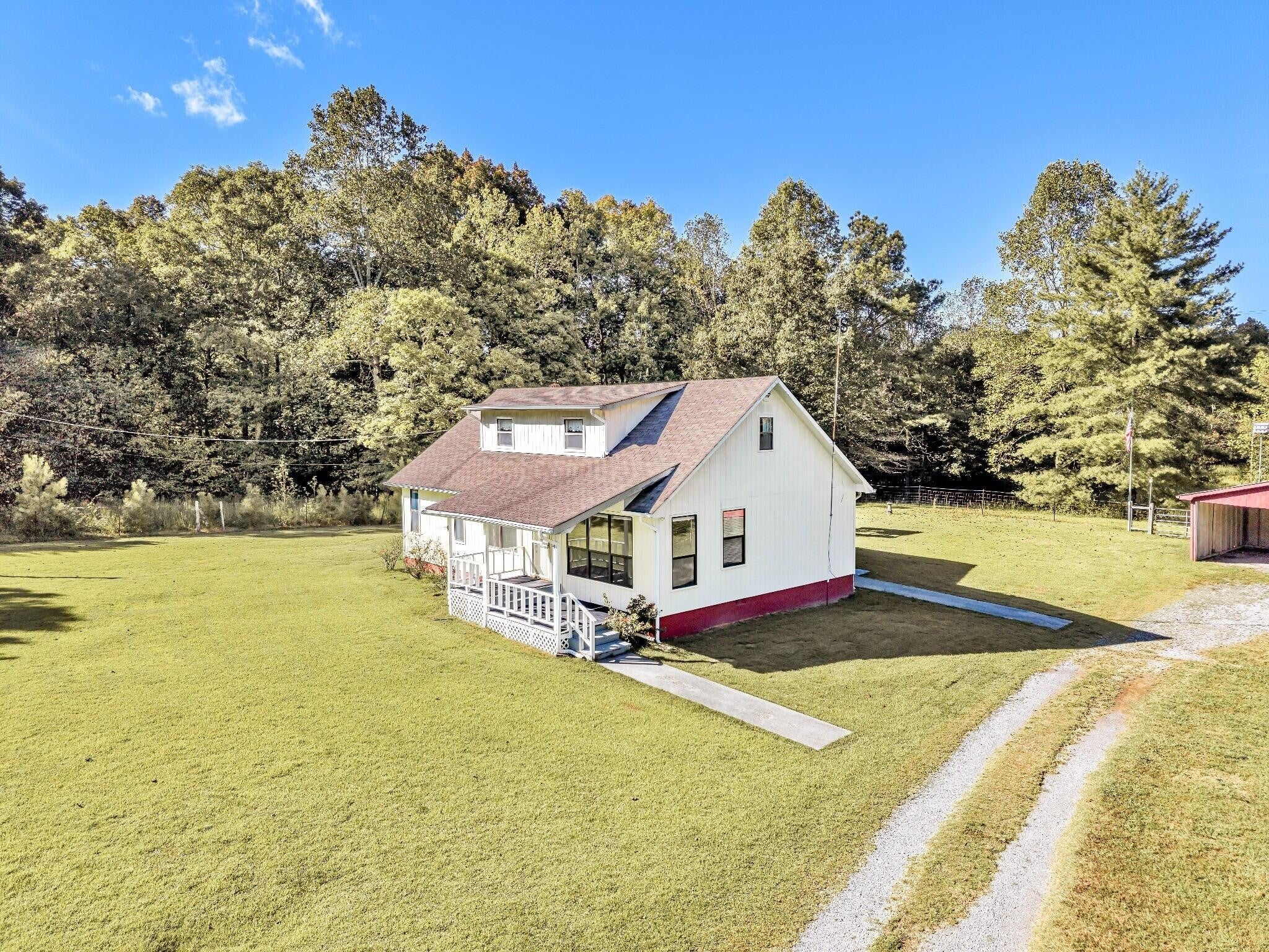 395 Sipes Road SW