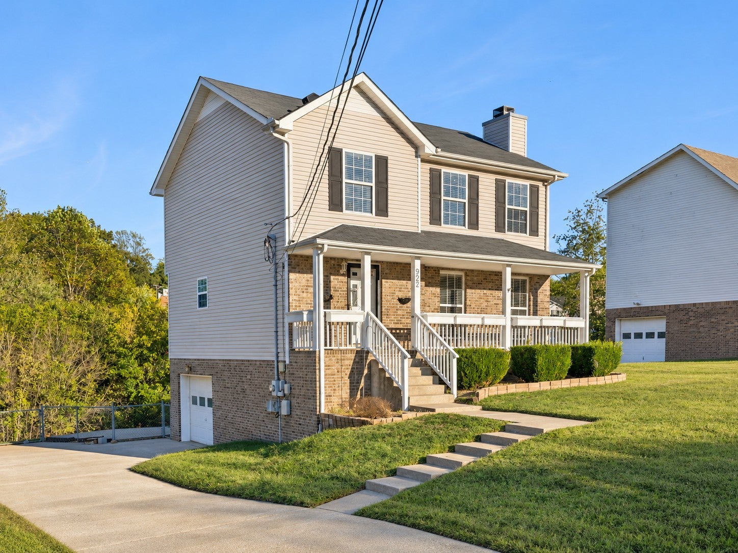 922 Roedeer Dr
