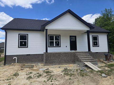 1985 Stevens Dr Westmoreland TN 37186