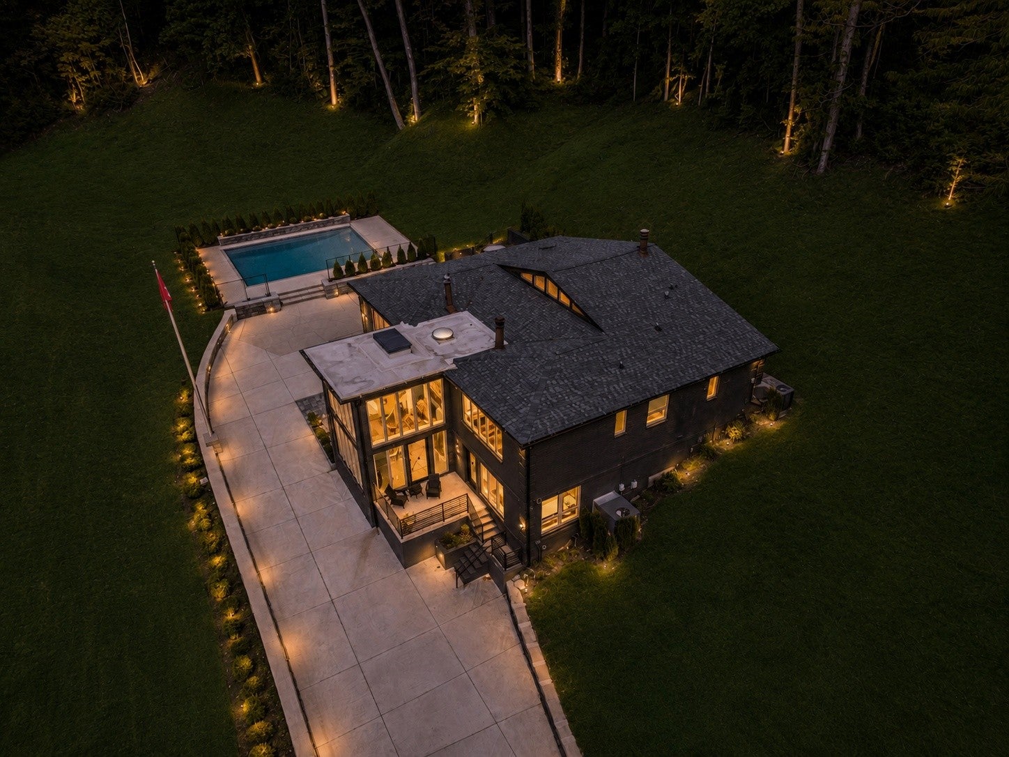 7407 Indian Creek Rd