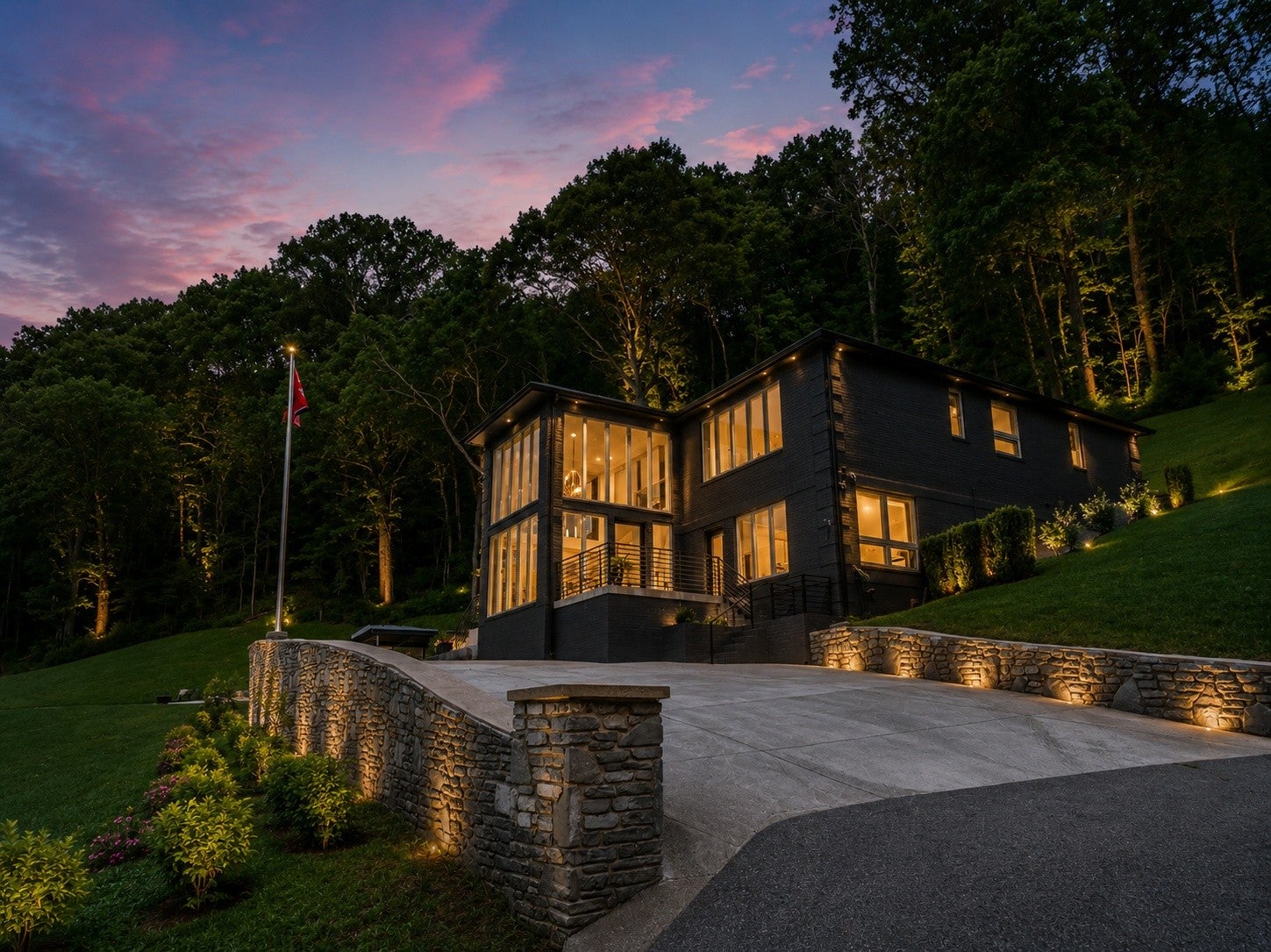 7407 Indian Creek Rd
