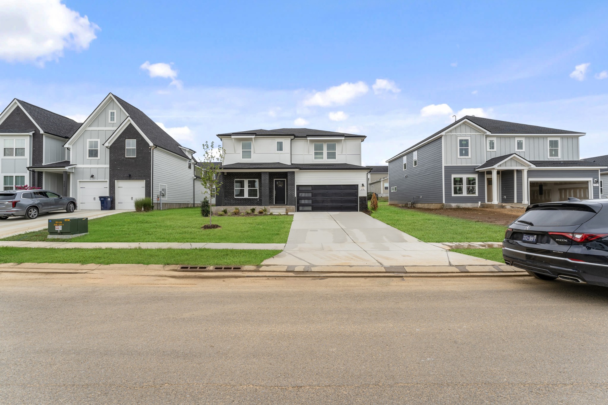 5196 Greentree Dr
