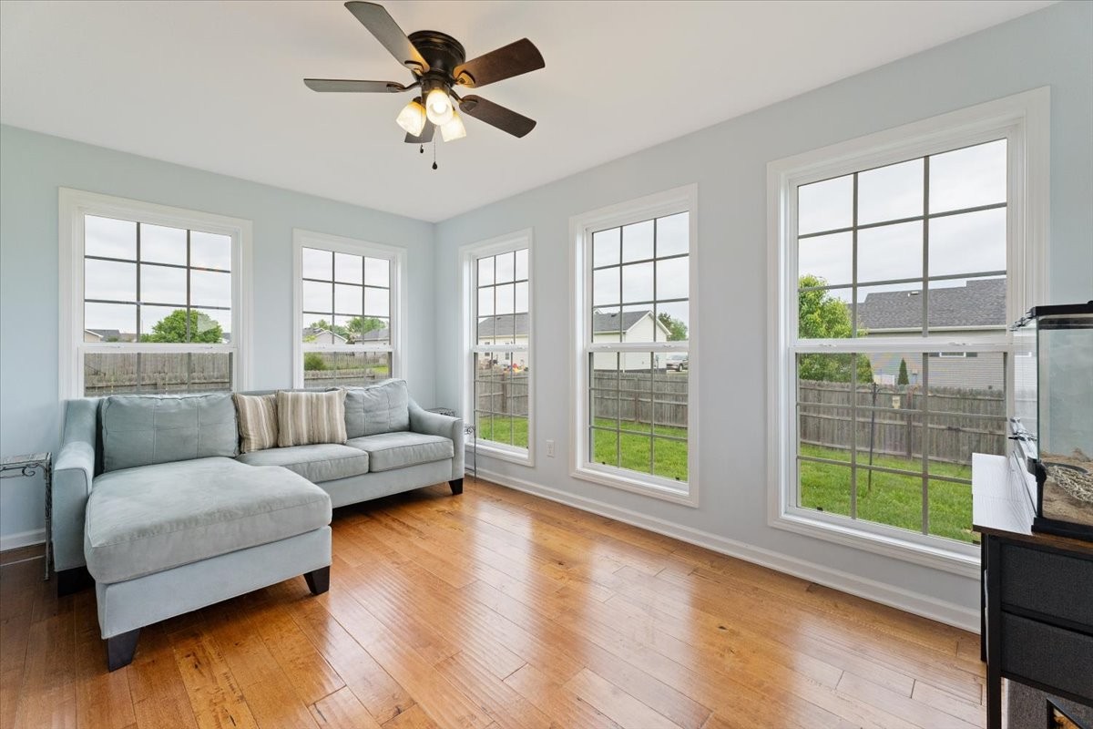 259 Williamsburg Cir