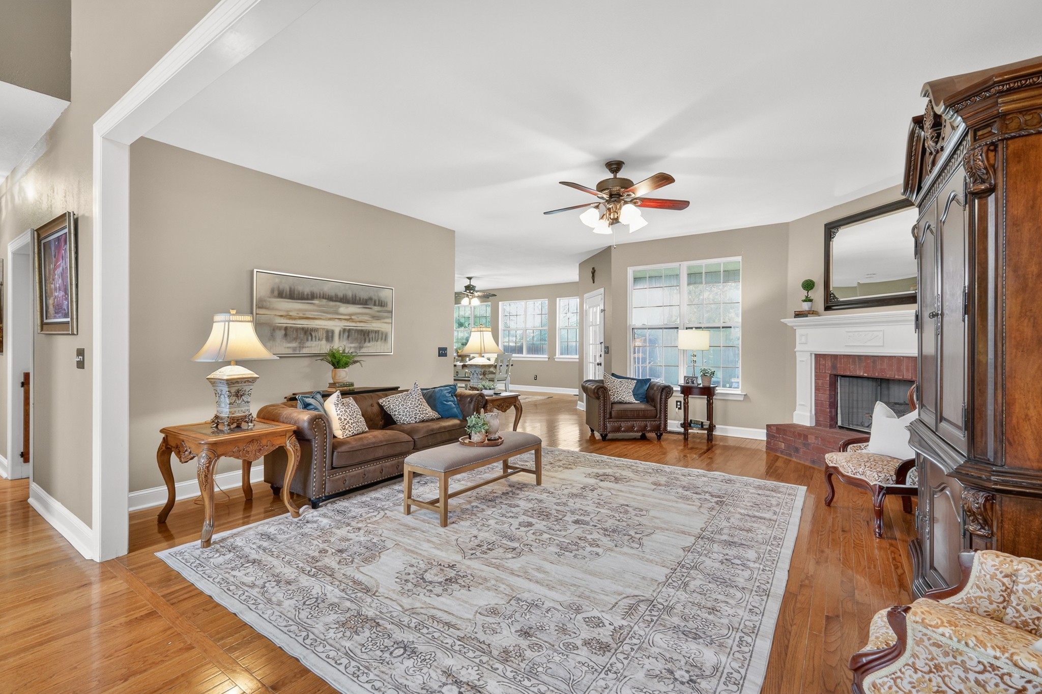 539 Forrest Pointe Dr