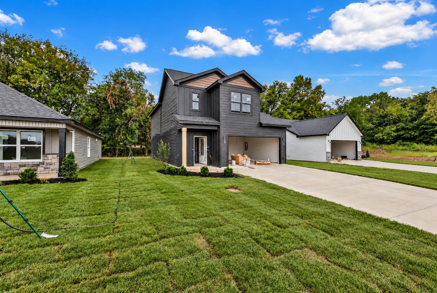 1034 Cadence Ct