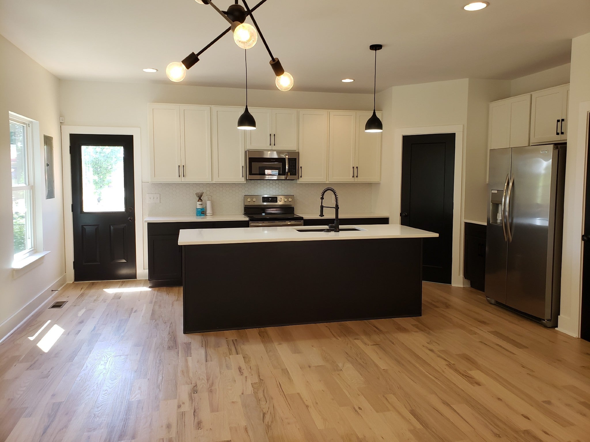 3.0-bed rental at 215 Eisenhower Dr A