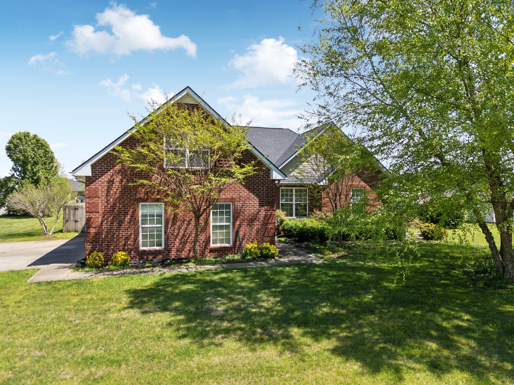 1000 Roland Ct