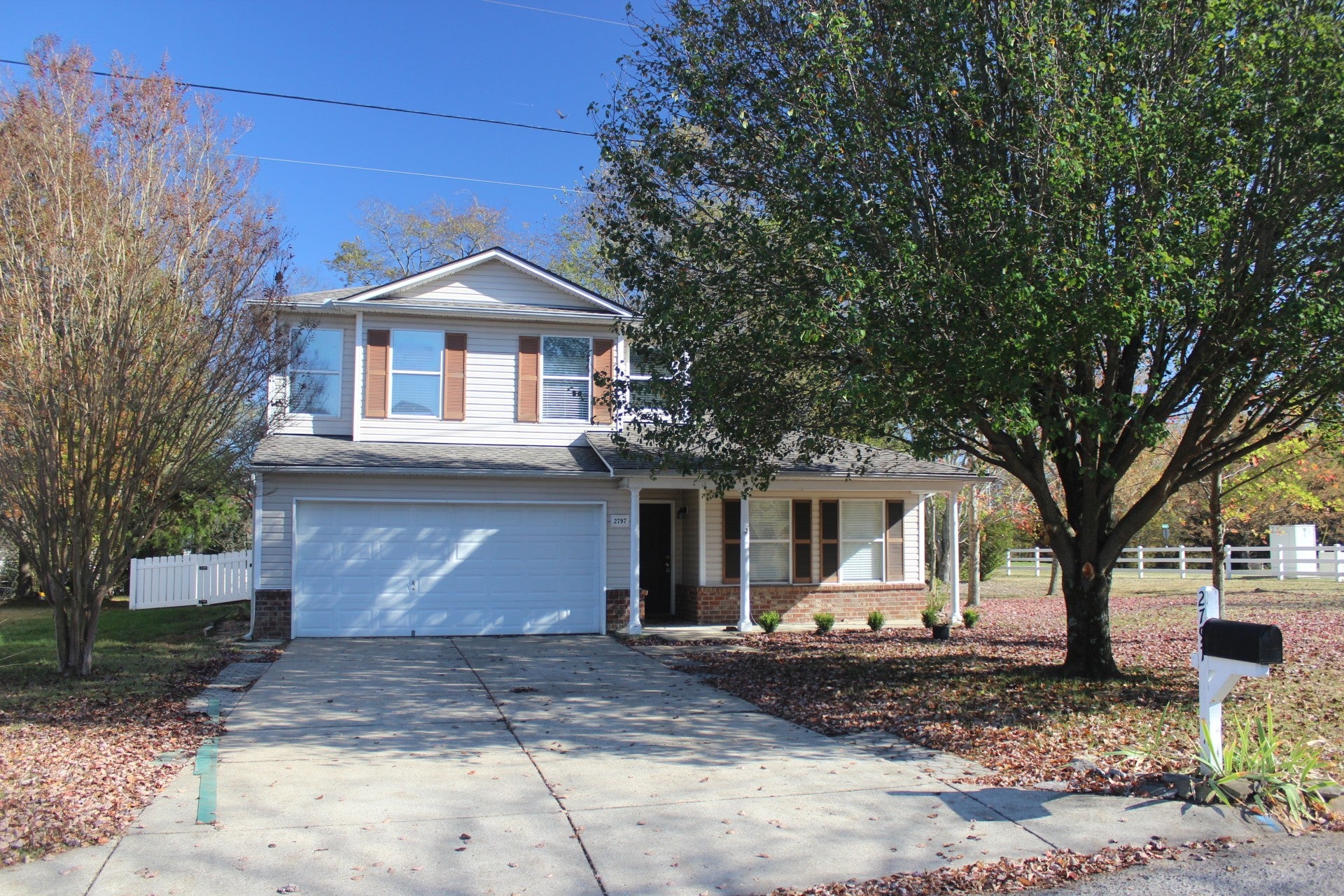 4.0-bed rental at 2797 Sutherland Dr