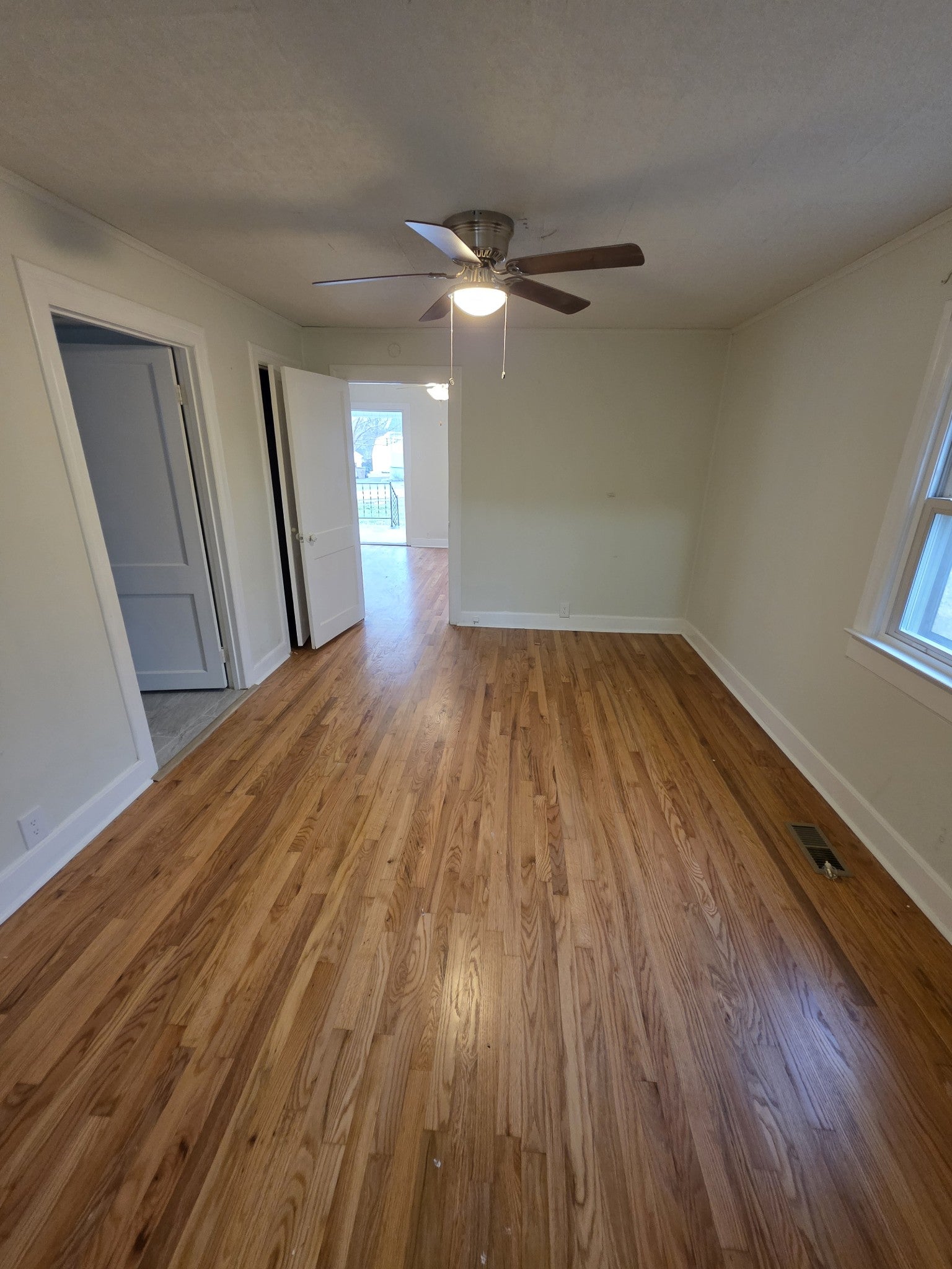 76 Elberta St