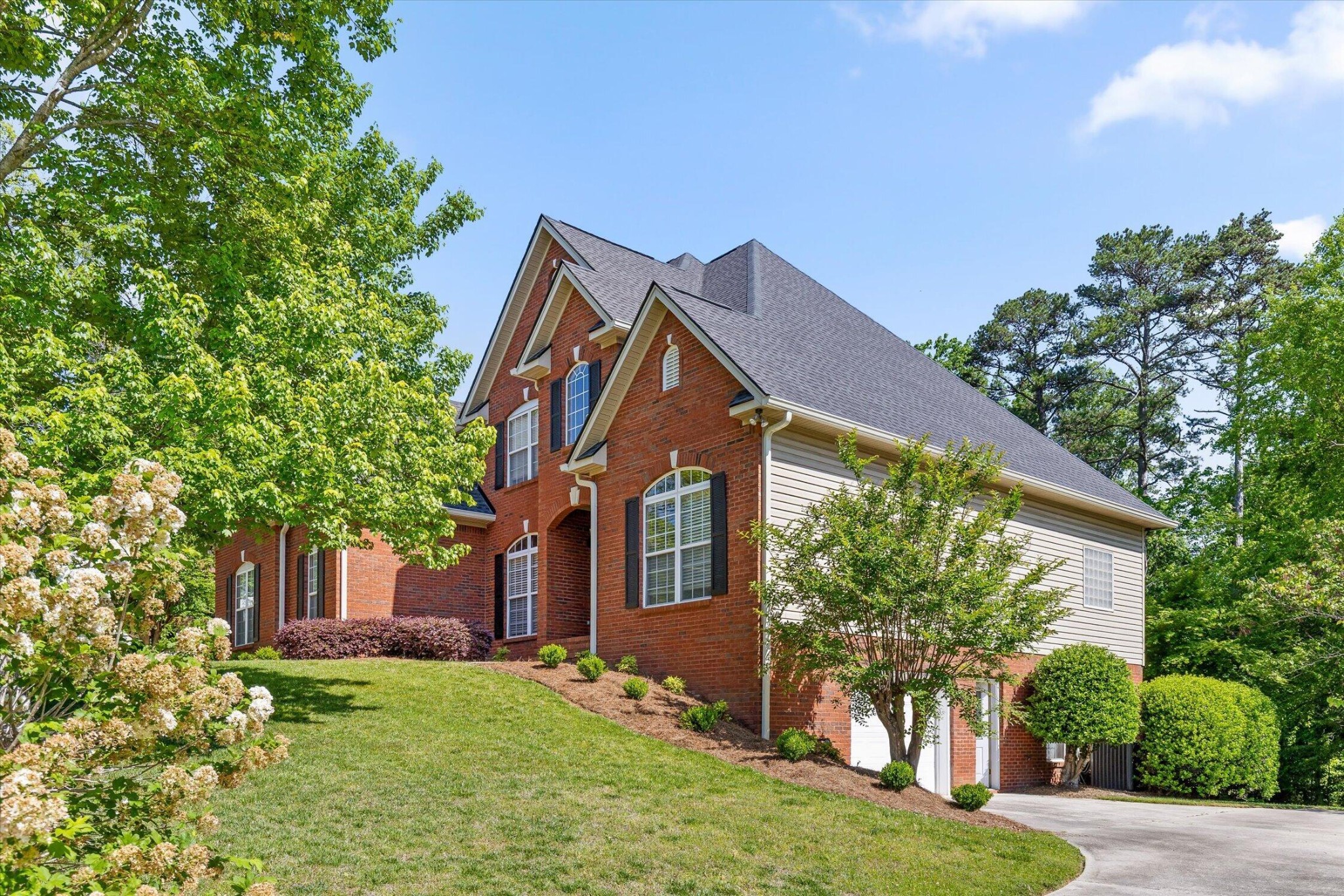 1203 Ivy Manor Court