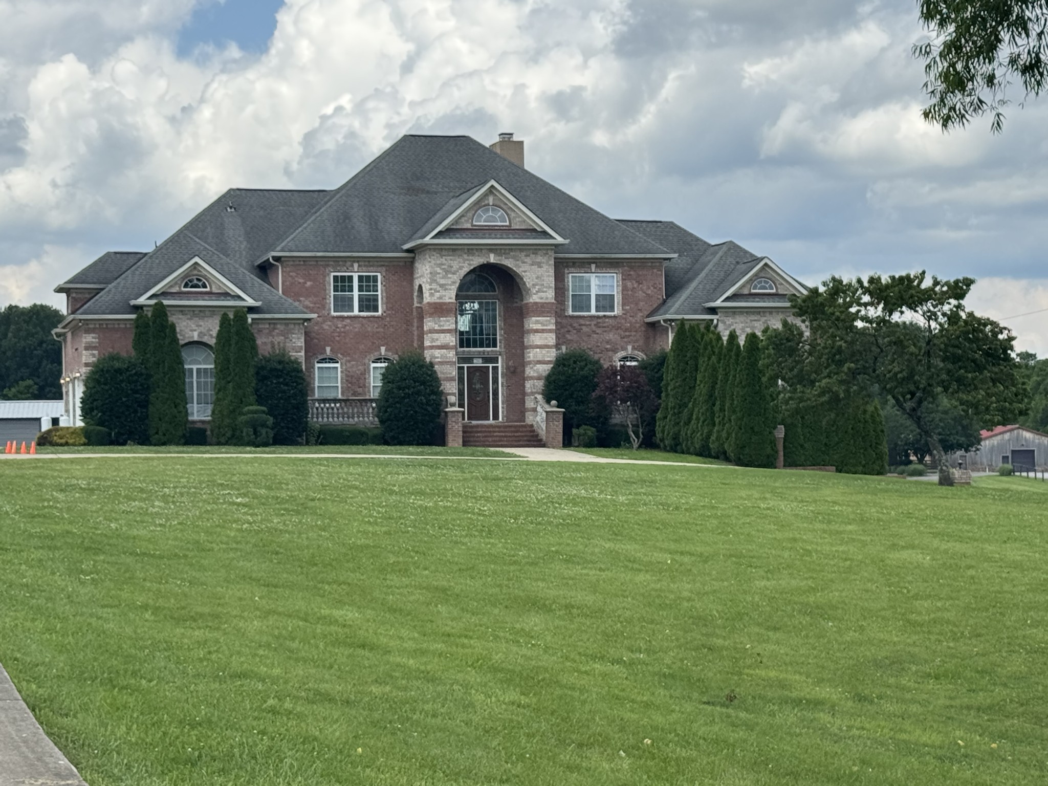 Middle Tennessee Properties 2 1616 Long Hollow Pike