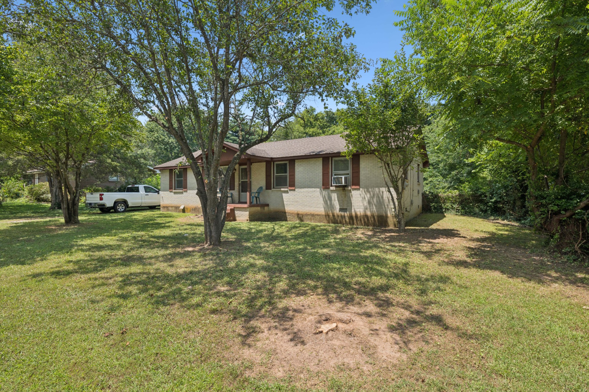 6621 Longview Dr