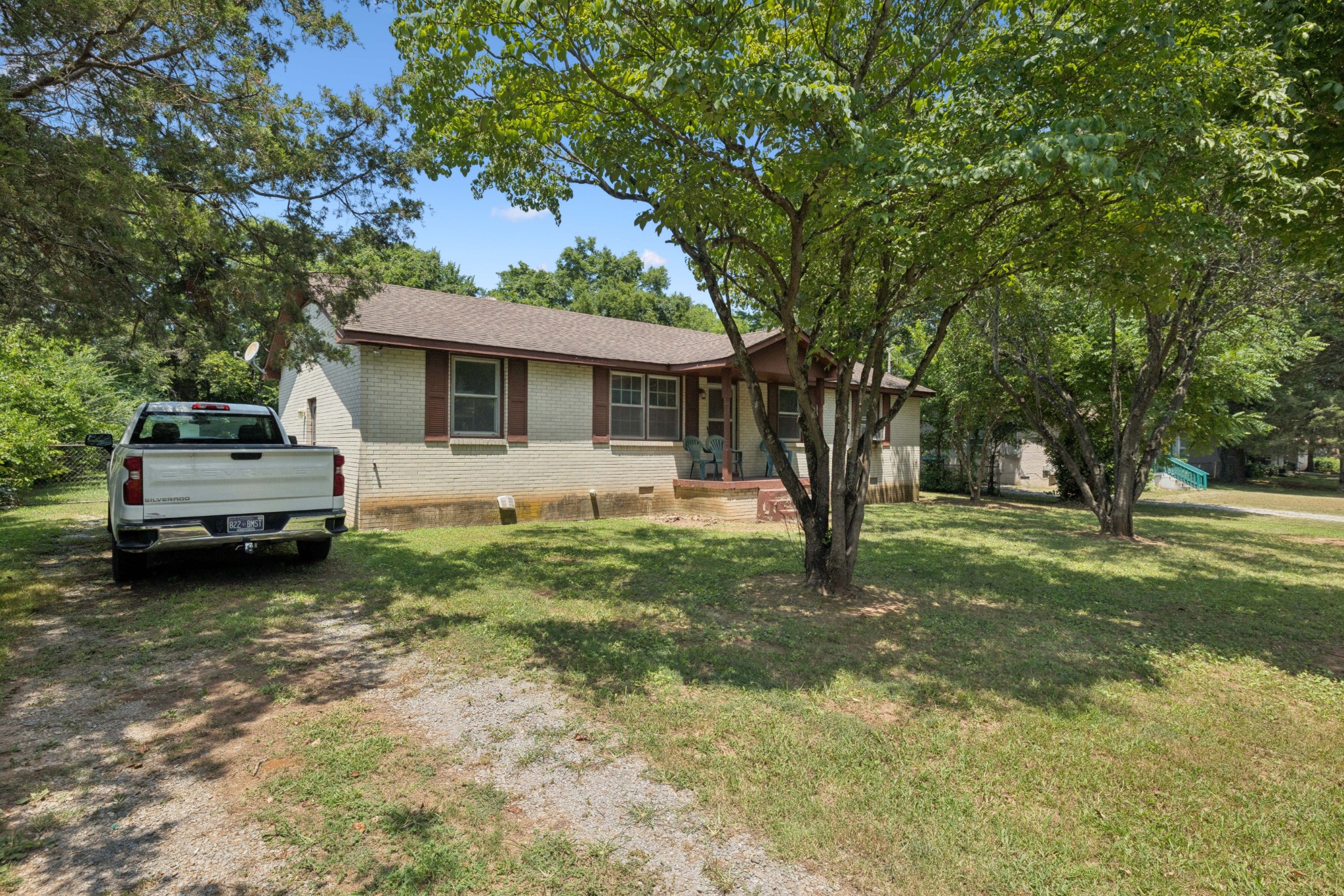 6621 Longview Dr