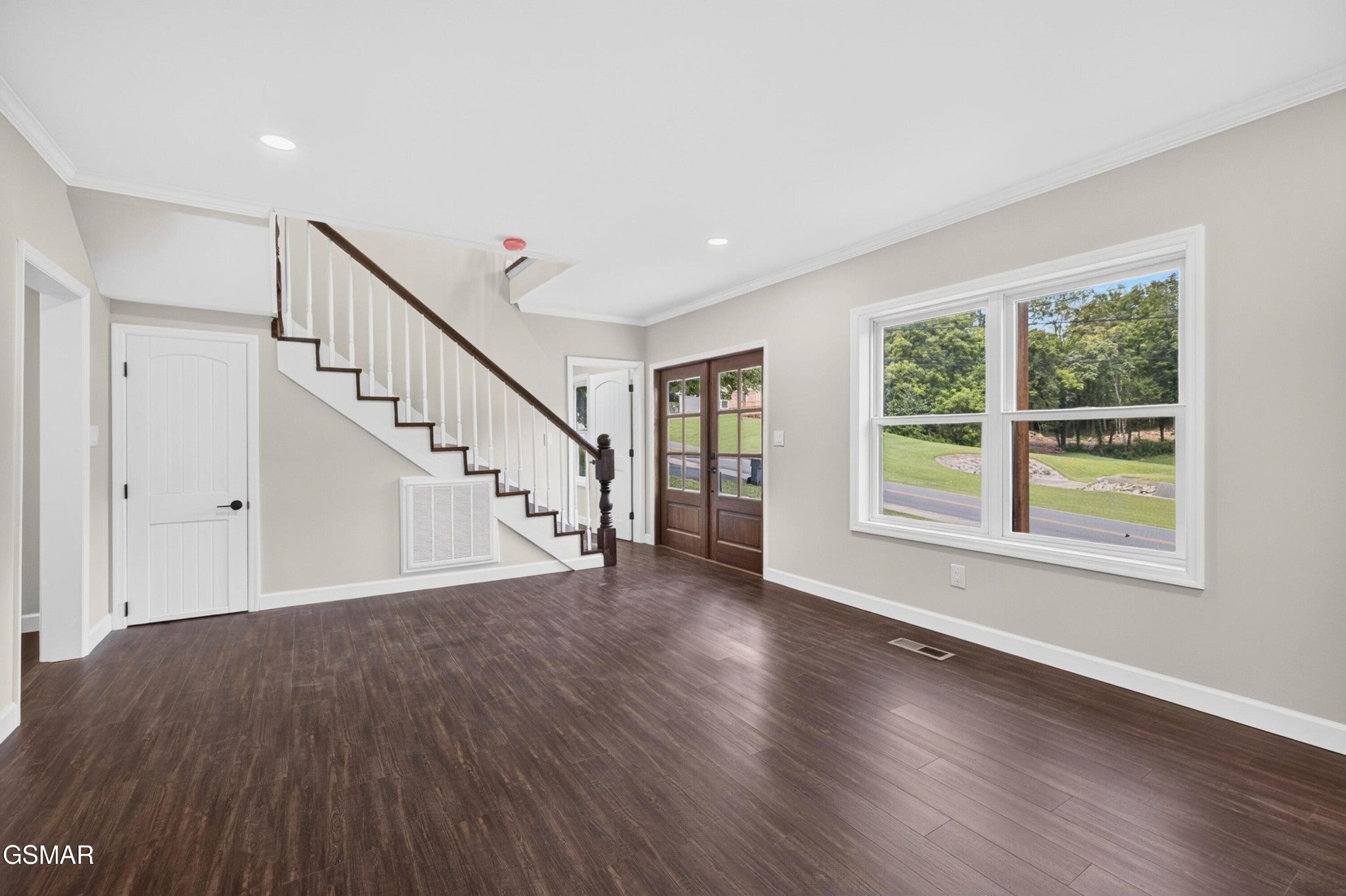 145 W Meeting Street