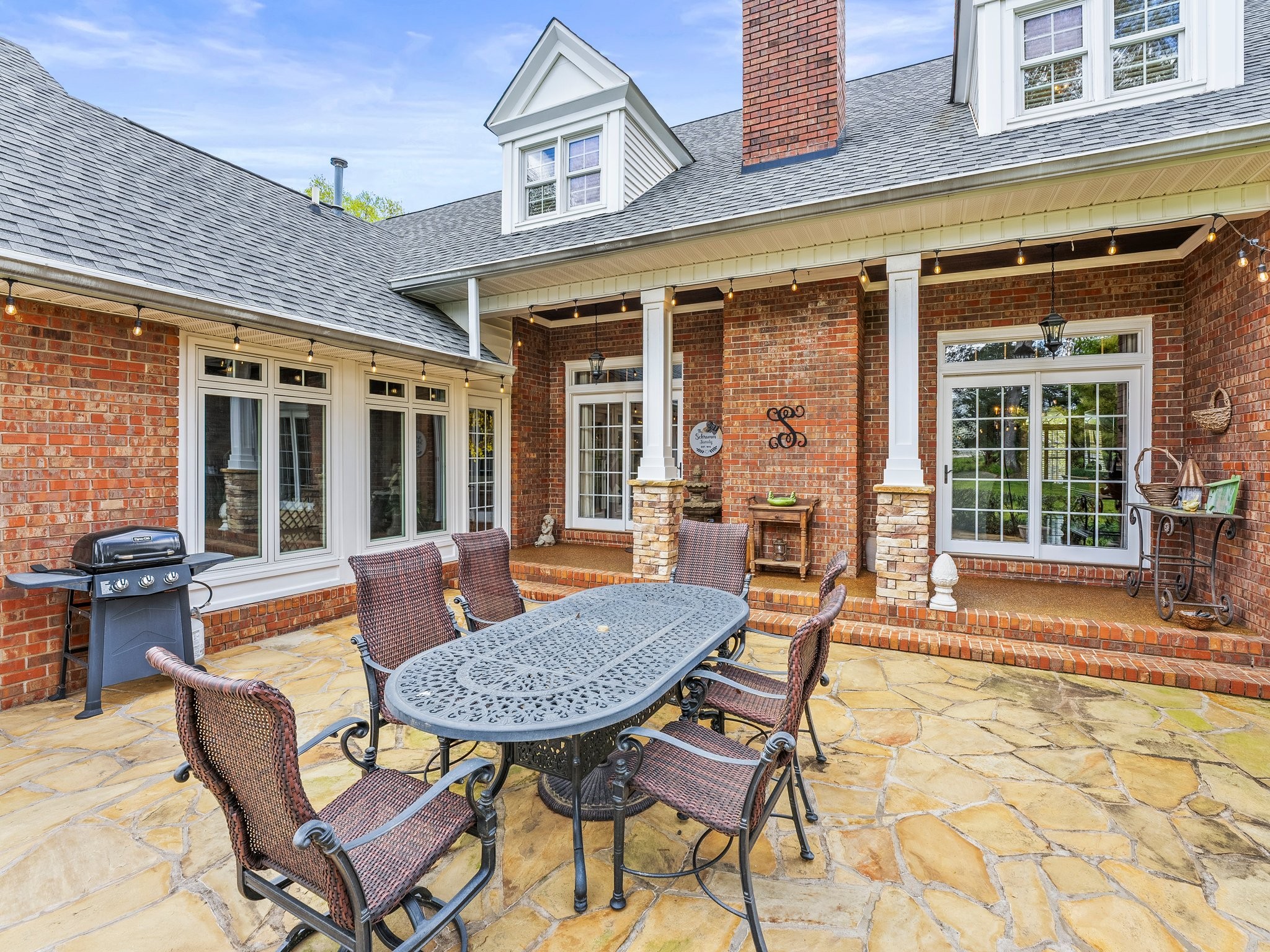 630 Shadowbrook Rd