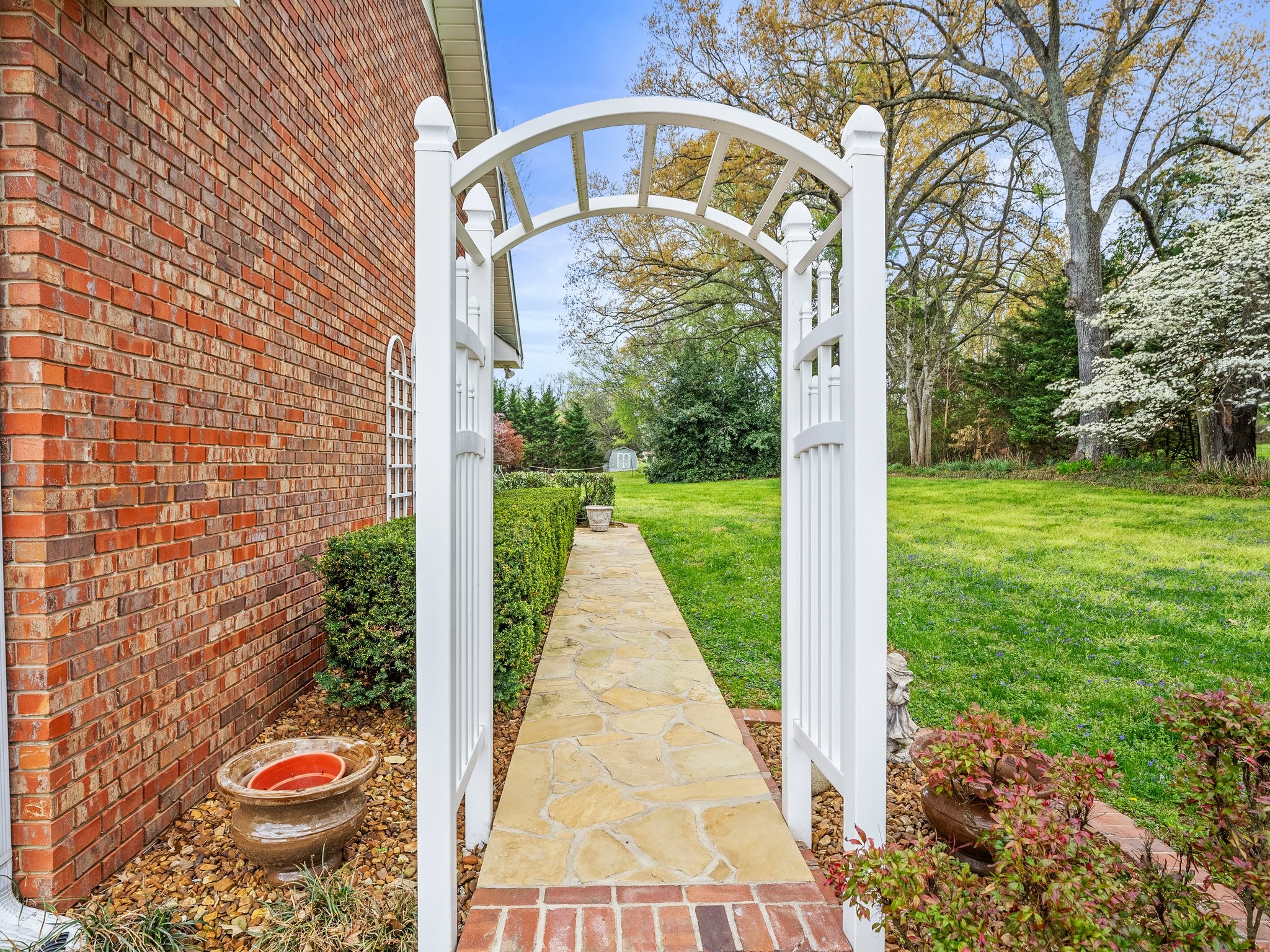 630 Shadowbrook Rd