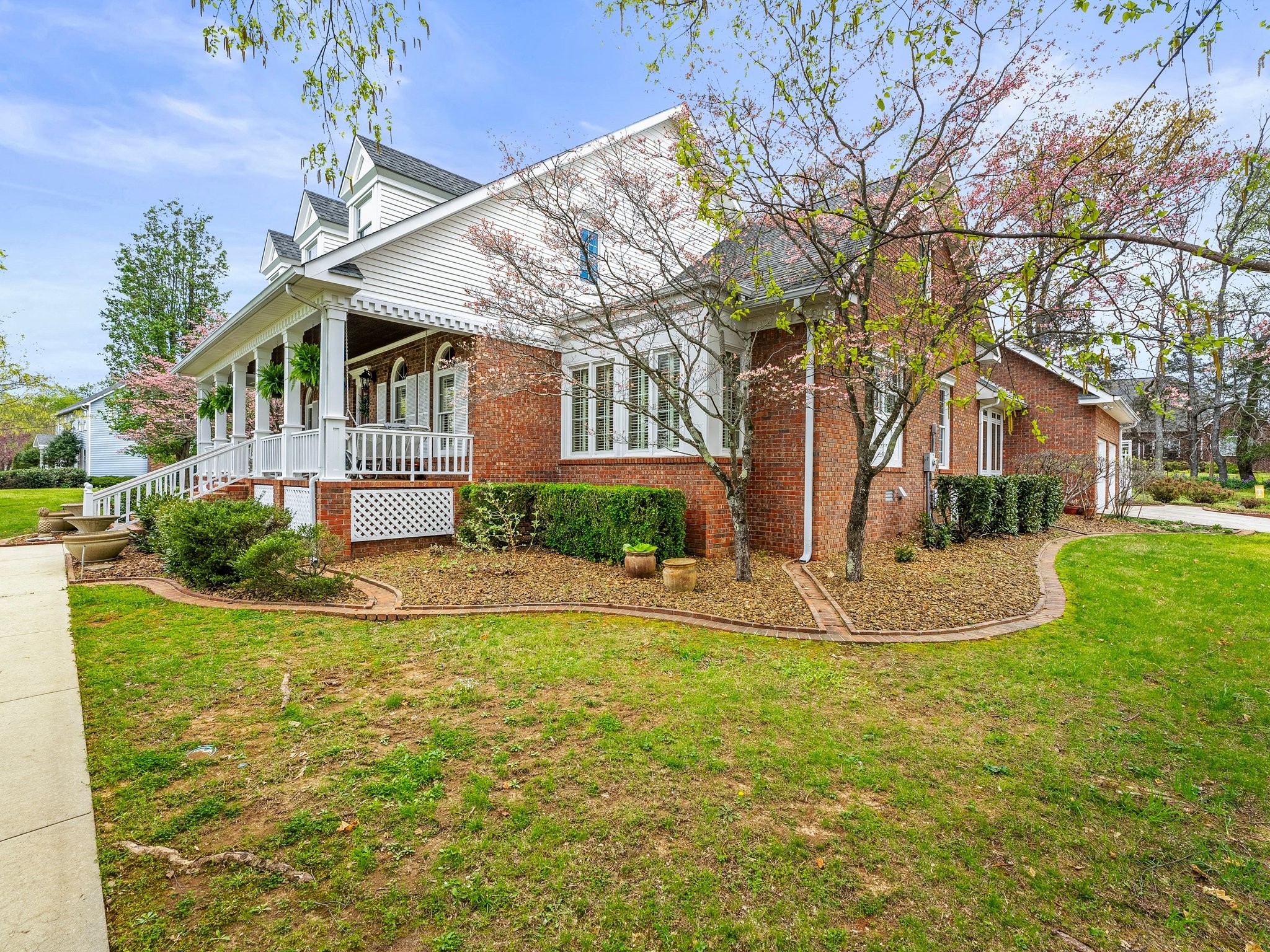 630 Shadowbrook Rd