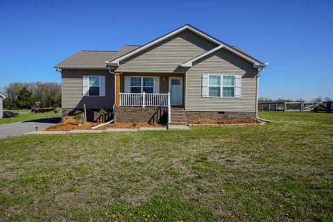 Photo of 451 James Whitefield Rd, Bethpage, TN 37022 (MLS # 3164438)