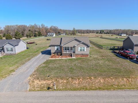 451 James Whitefield Rd Bethpage TN 37022