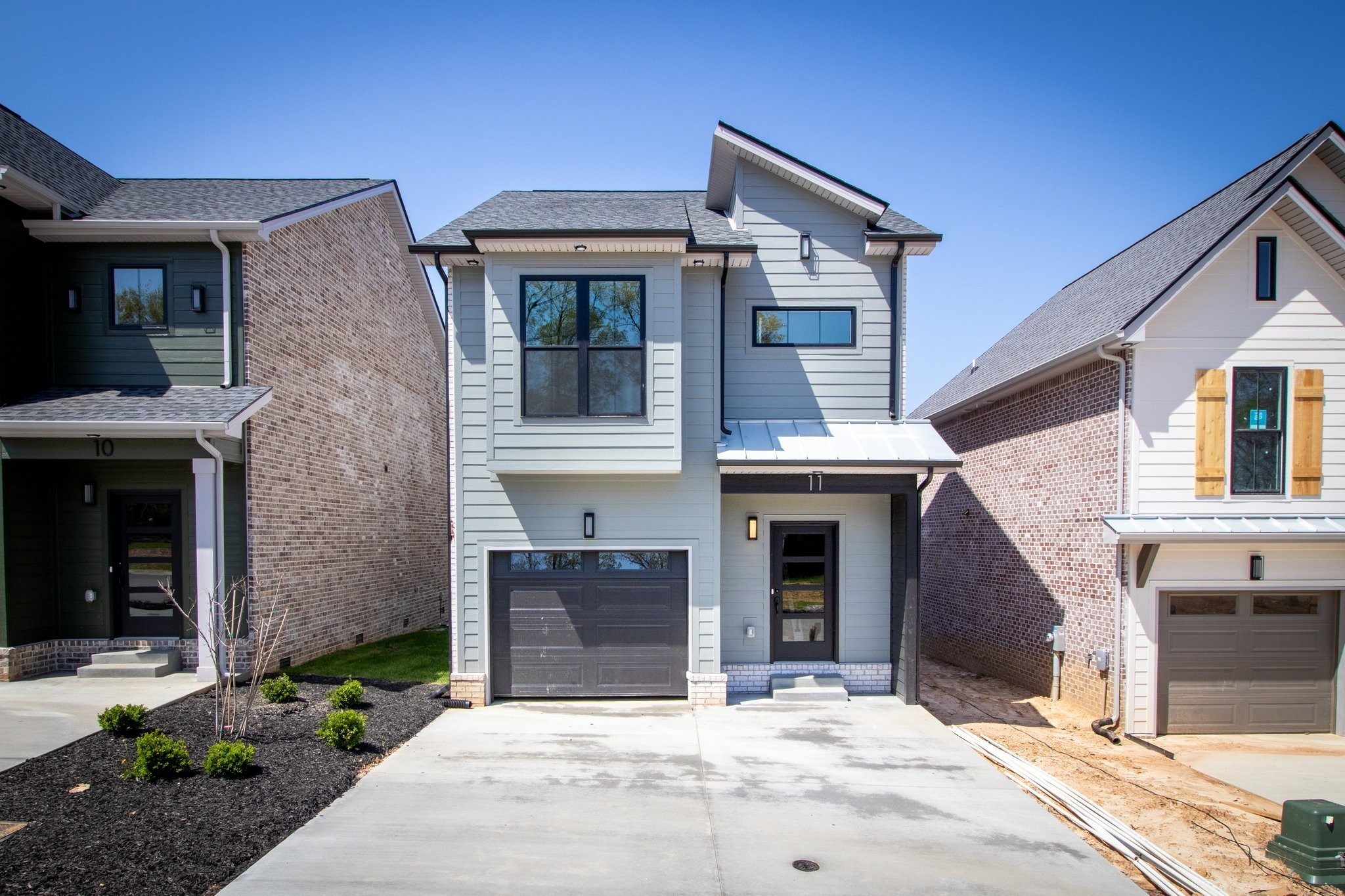 11 Dutch Drive
