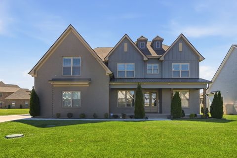 3705 Carriage Dr Murfreesboro TN 37128